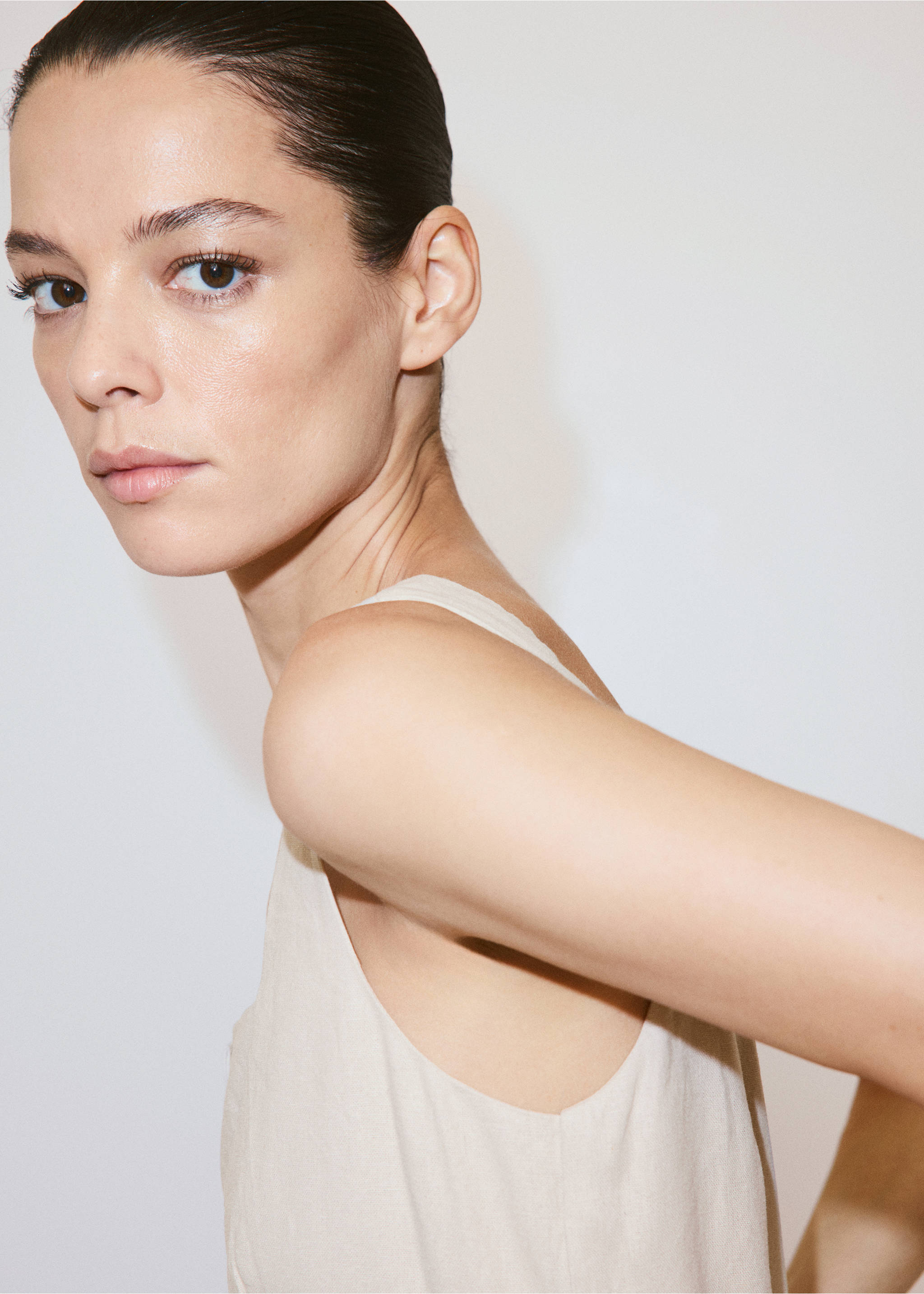 Linen cropped jumpsuit with belt - Details of the article 1, Sand. Ref: 37021390-00.