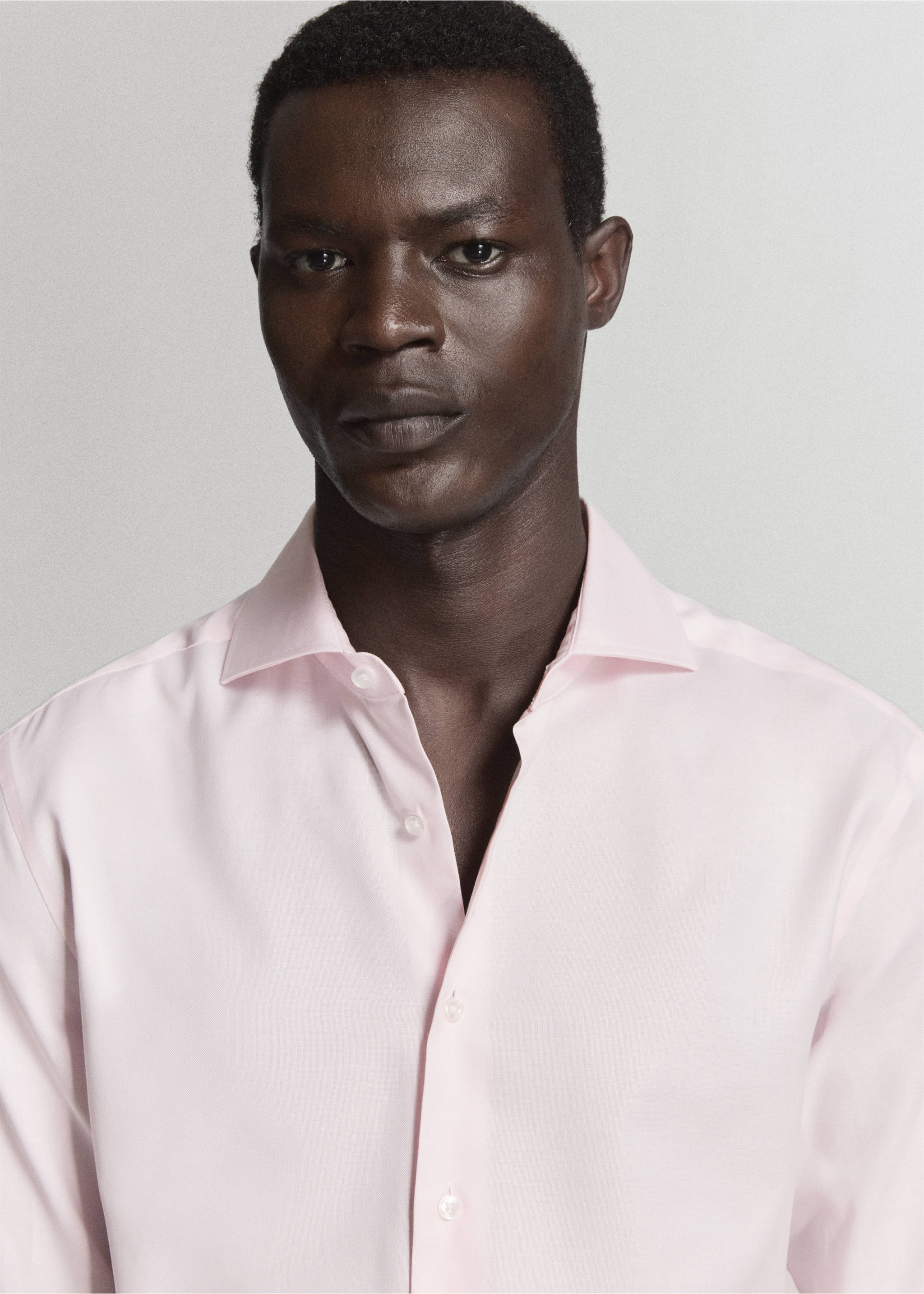 Plain 100% cotton shirt - Details of the article 1, Light Pink. Ref: 37021406-00.