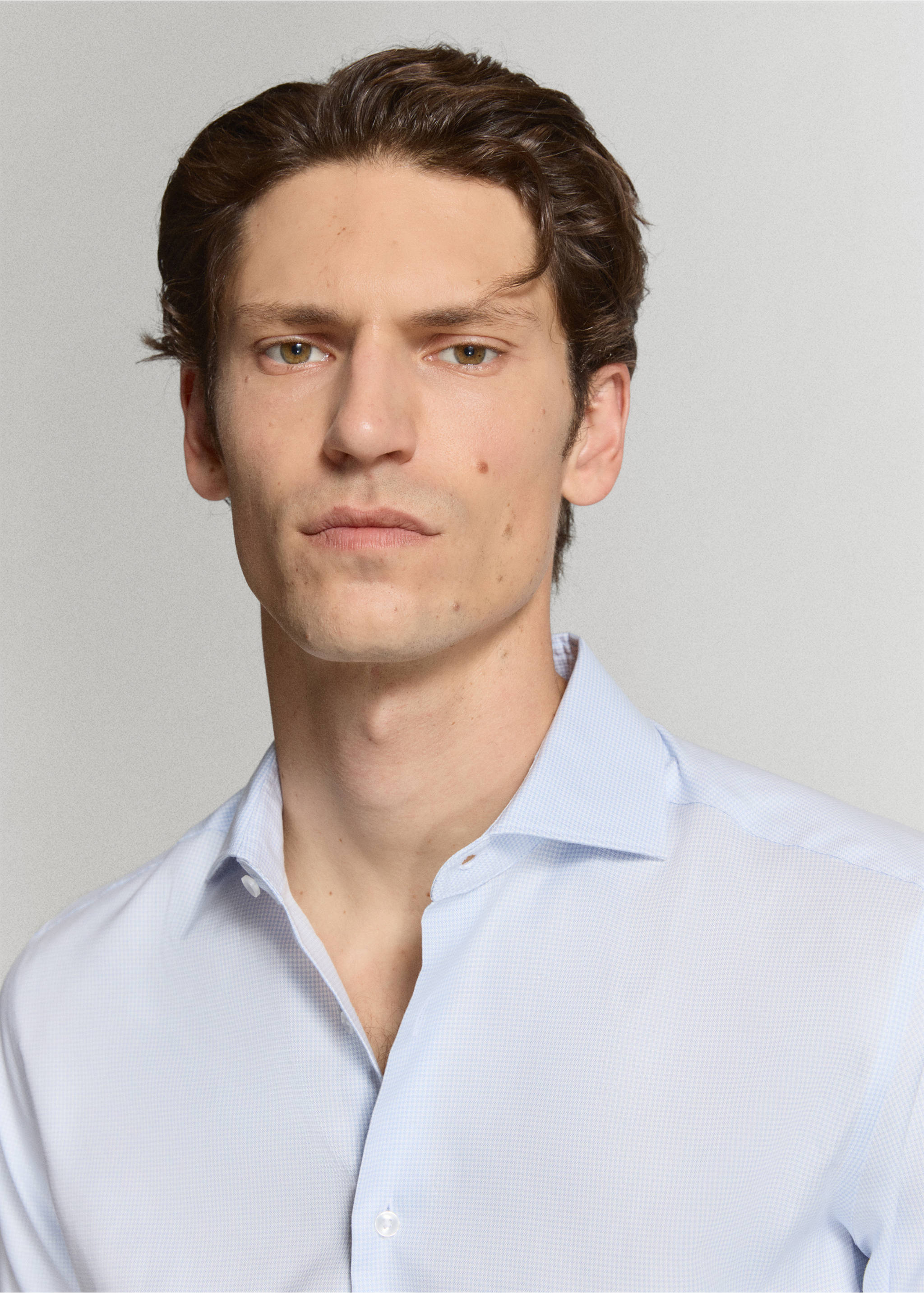 100% cotton slim-fit suit shirt - Details of the article 1, Sky Blue. Ref: 37021407-00.