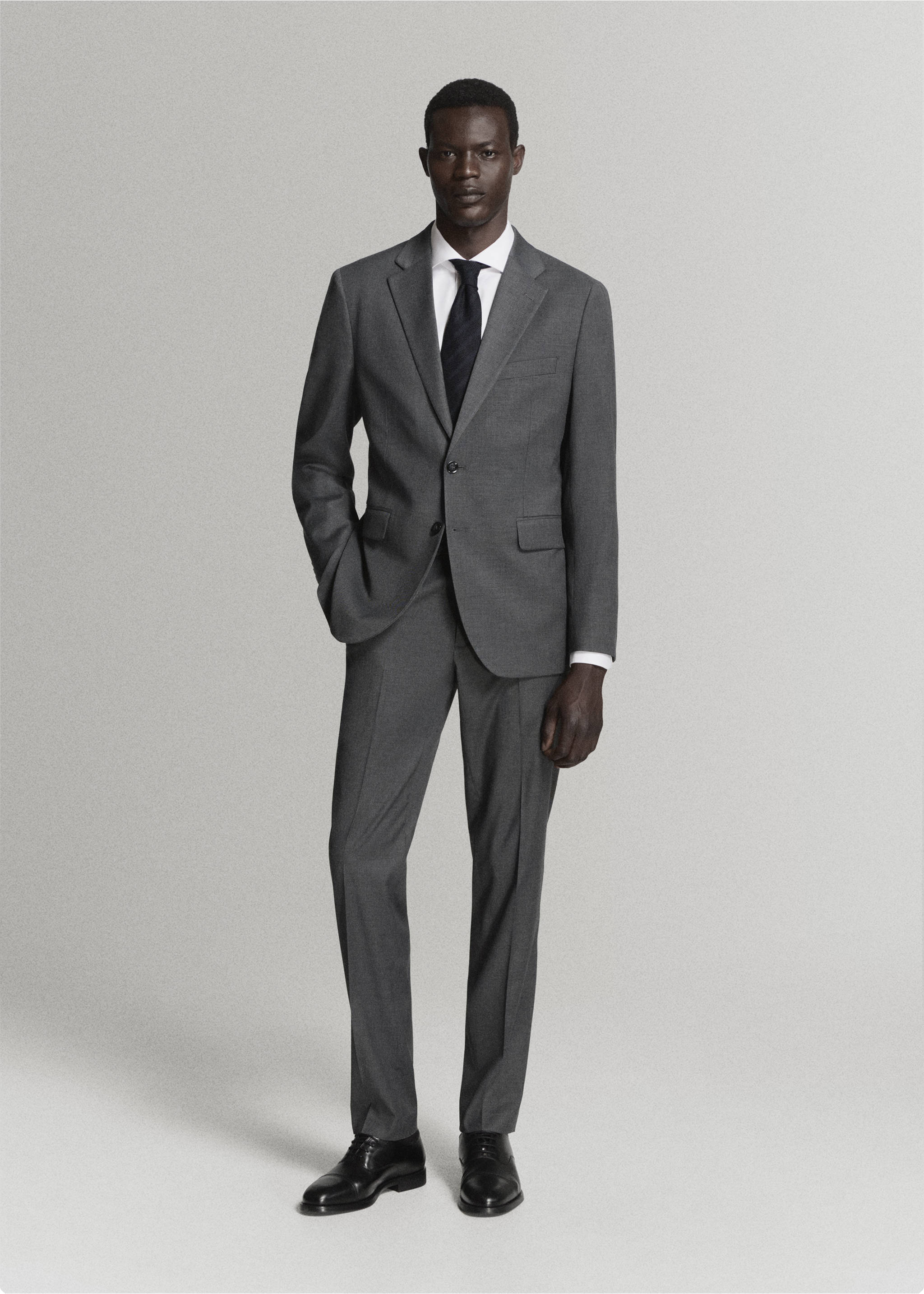 Blazer de fato modelo Milão slim fit - Plano geral, Cinzento. Ref: 37021409-00.
