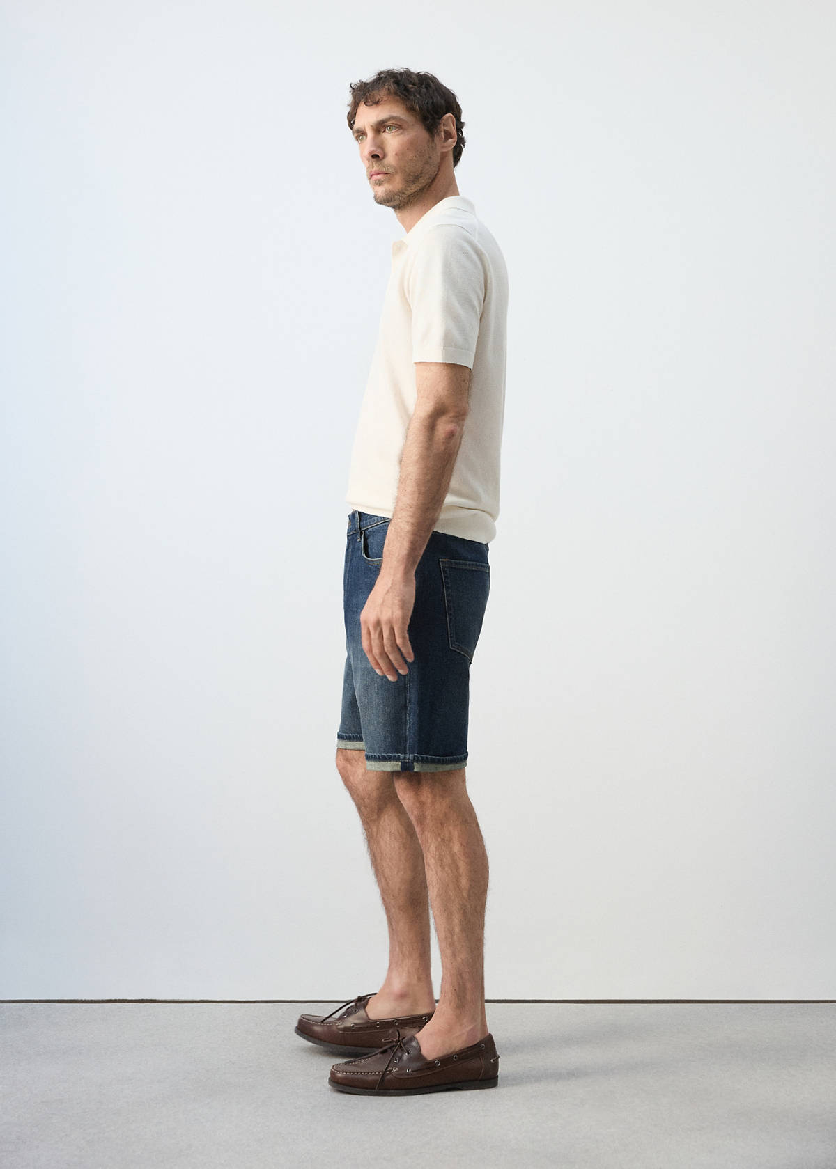 Slim-fit denim bermuda shorts — Dark Blue
