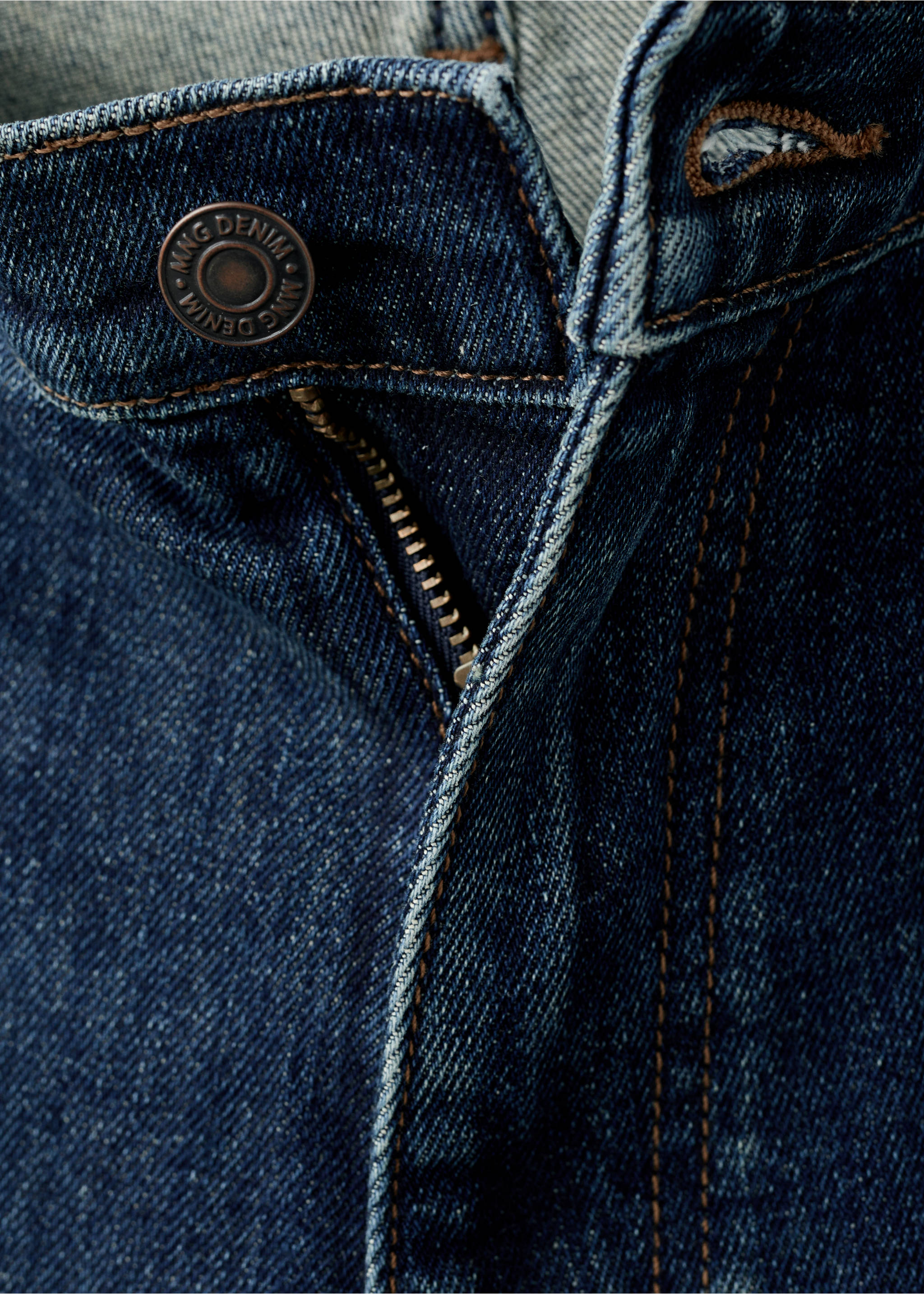 Slim-fit denim bermuda shorts - Details of the article 8, Dark Blue. Ref: 37021413-00.