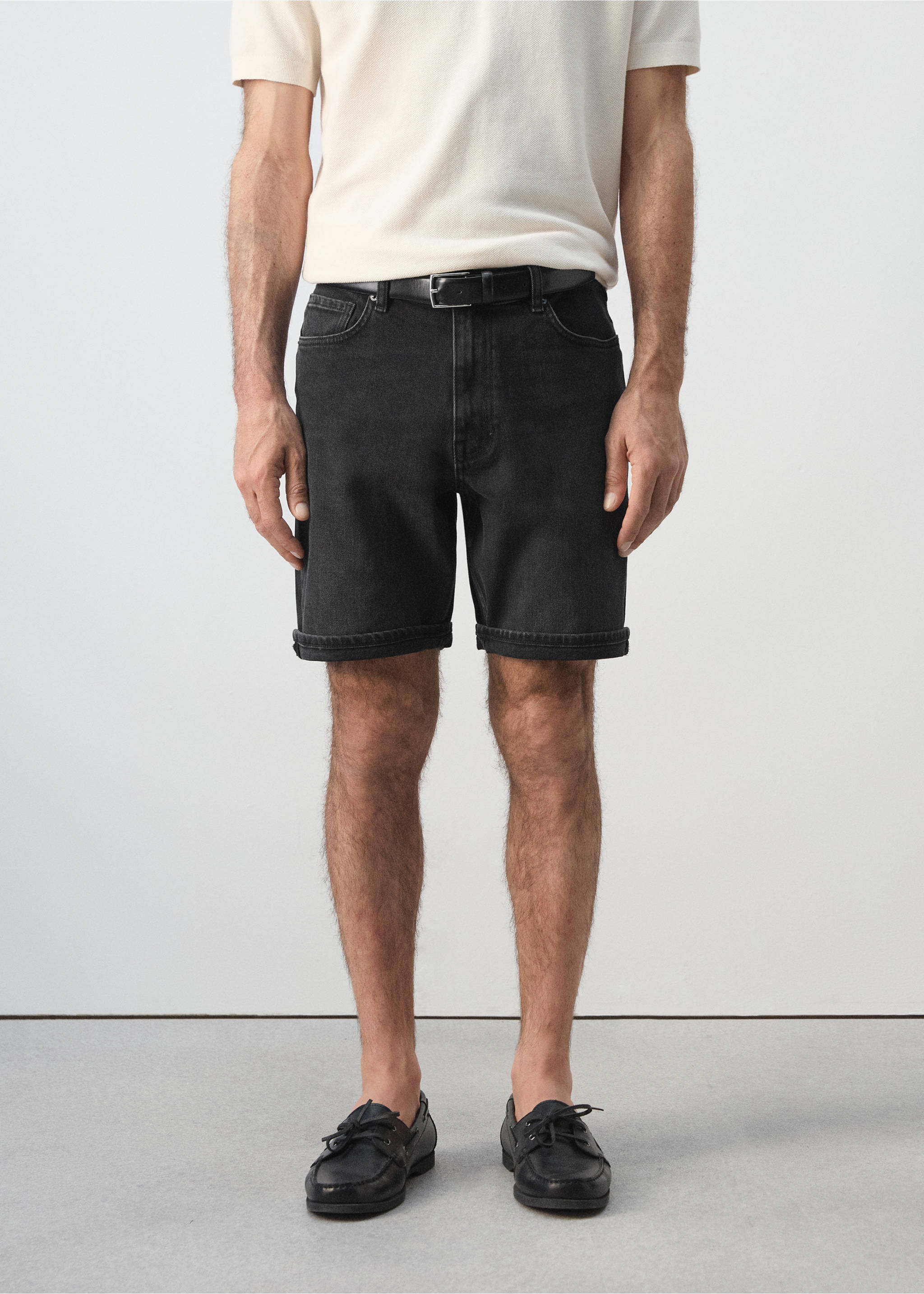 Slim fit turn-up Bermuda shorts - Medium plane, Black denim. Ref: 37021414-00.