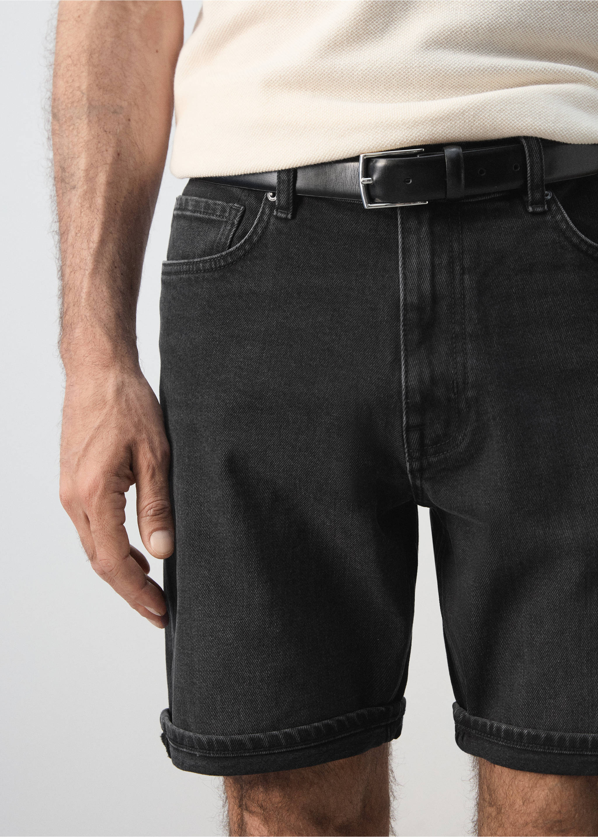 Slim fit turn-up Bermuda shorts - Details of the article 1, Black denim. Ref: 37021414-00.