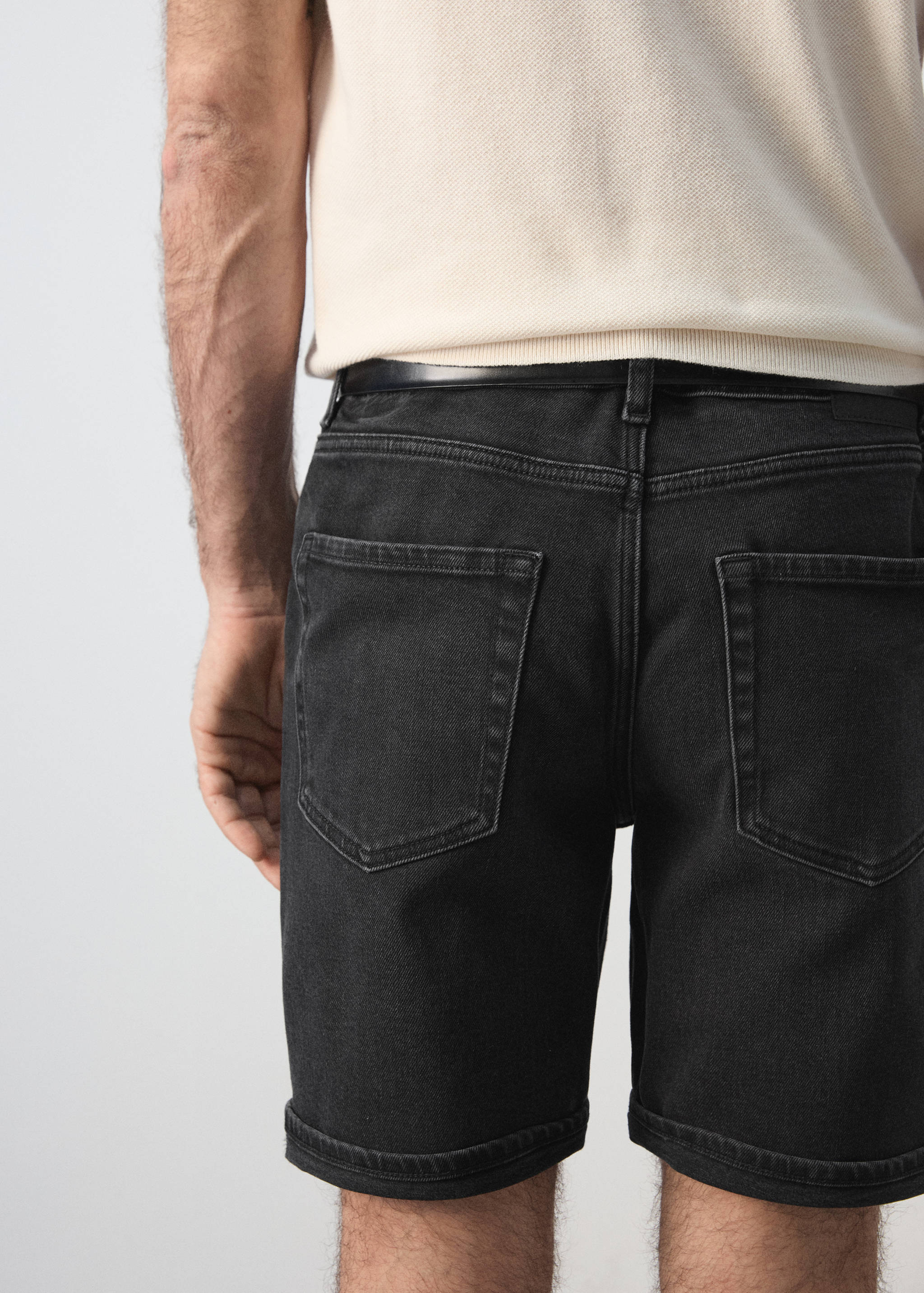 Slim fit turn-up Bermuda shorts - Details of the article 3