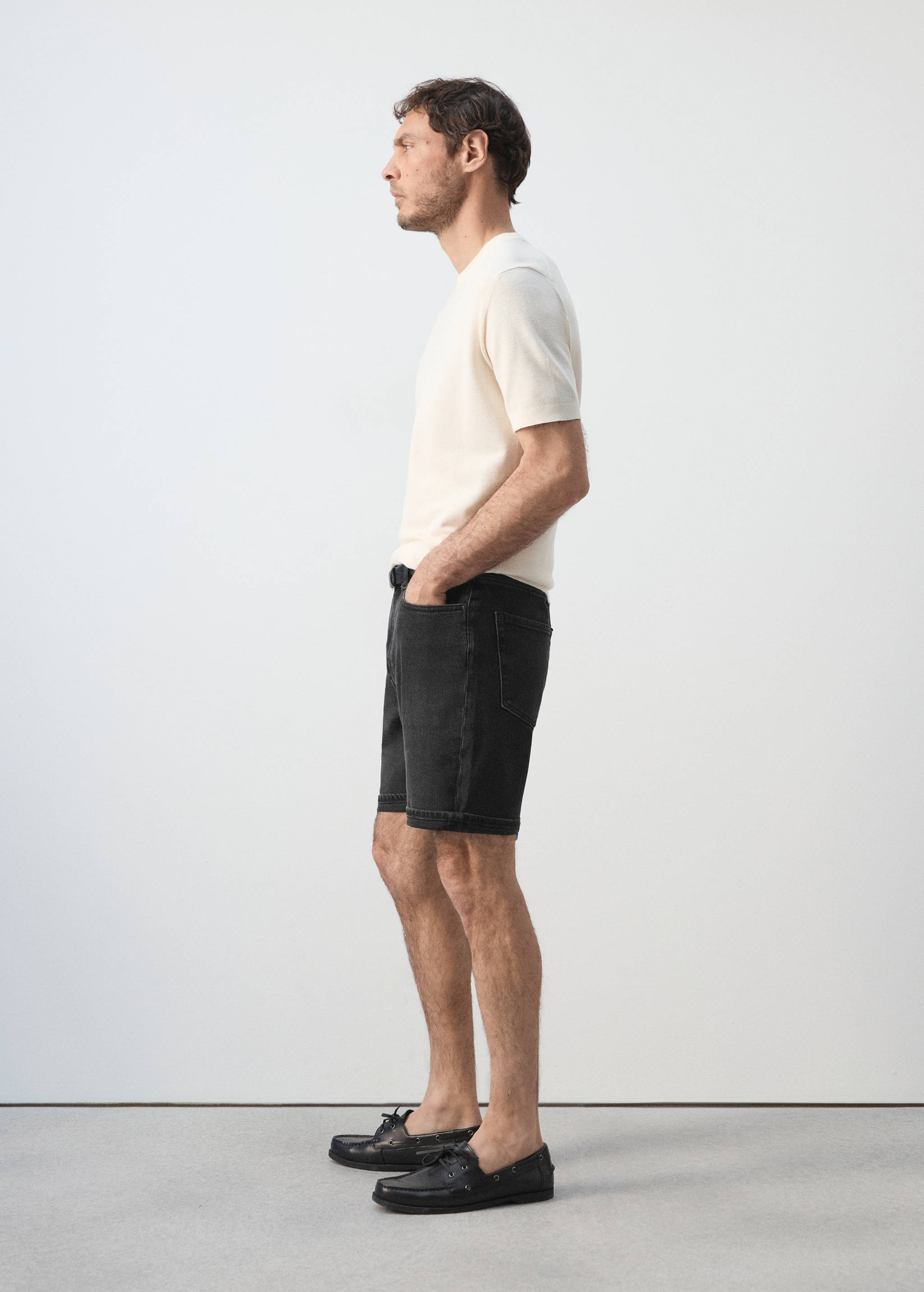 Slim fit turn-up Bermuda shorts - Details of the article 2