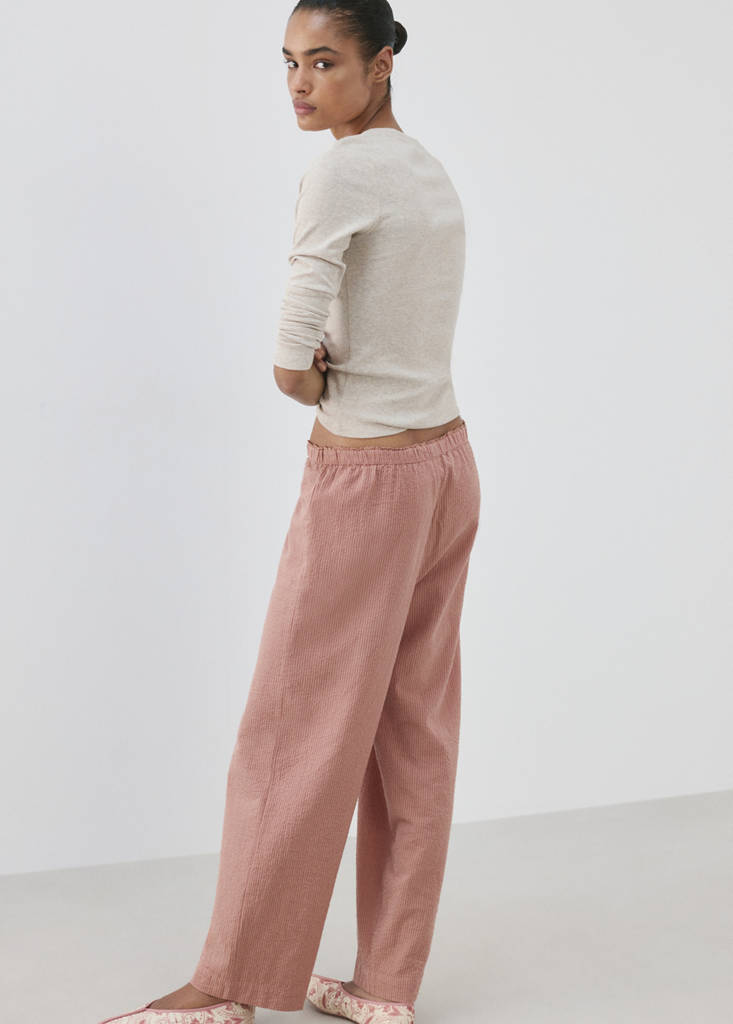 Seersucker striped two-piece pyjamas — Pink
