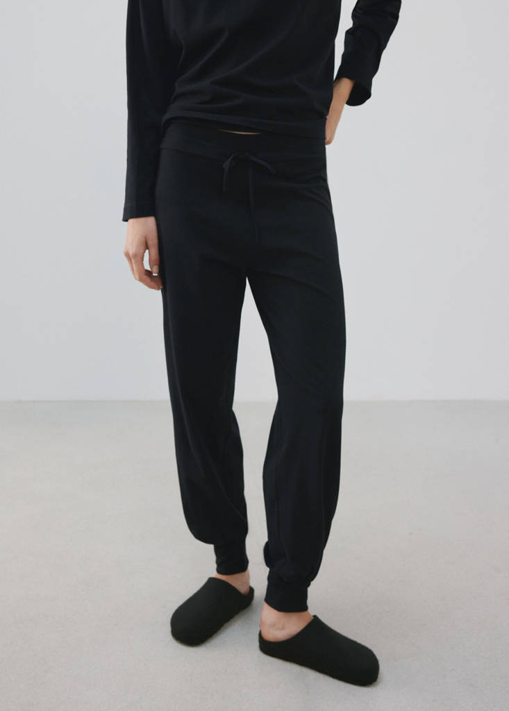 Two-piece plain cotton pyjamas — Black