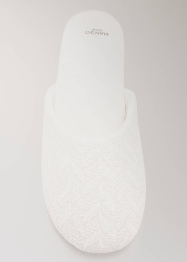 Open house slippers — Ivory White