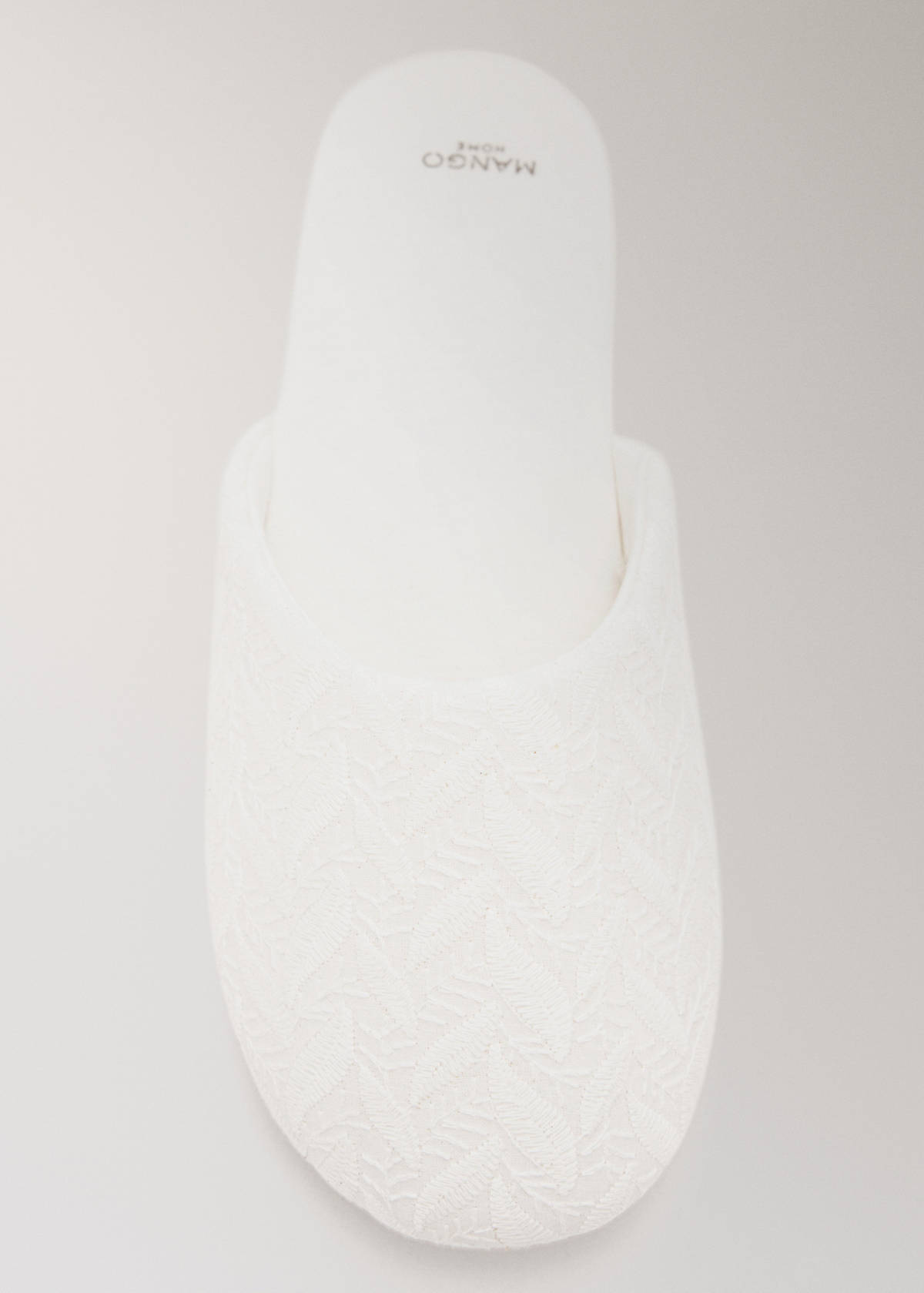 Open house slippers — Ivory White
