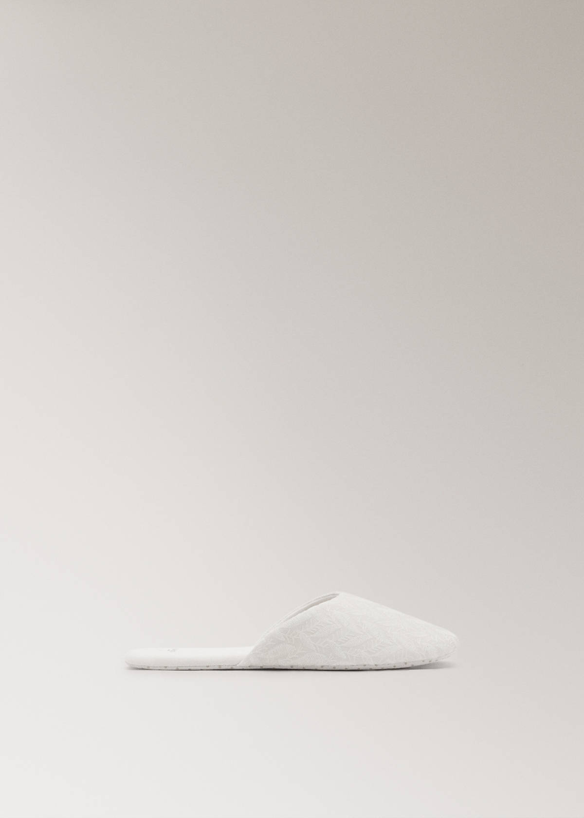 Open house slippers — Grey