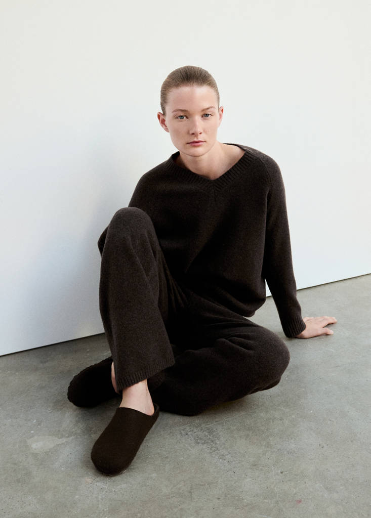 Jersey pyjama jumper with V-neck — Chocolate
