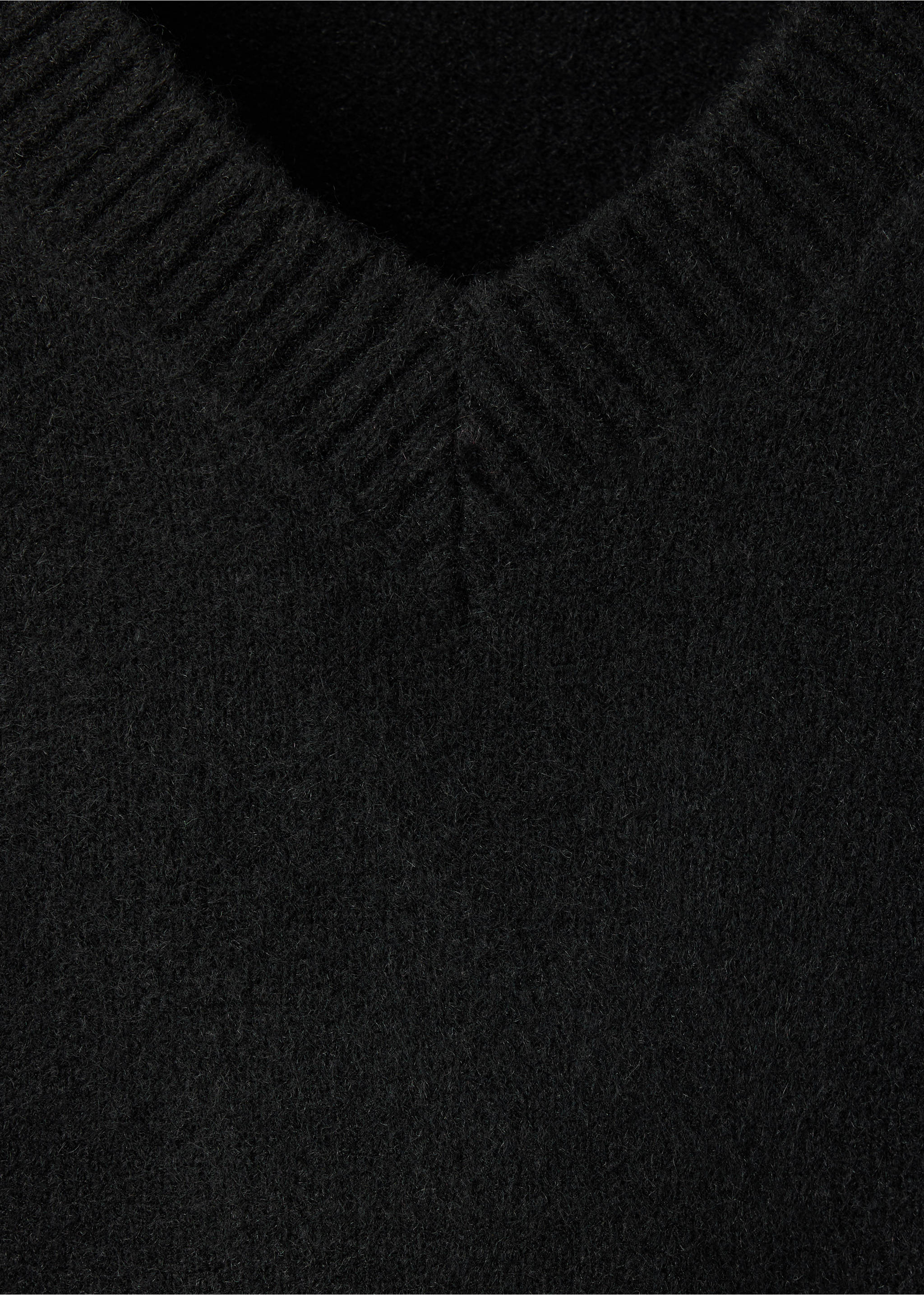 Jersey pyjama jumper with V-neck - Details of the article 8, Black. Ref: 37021442-00.