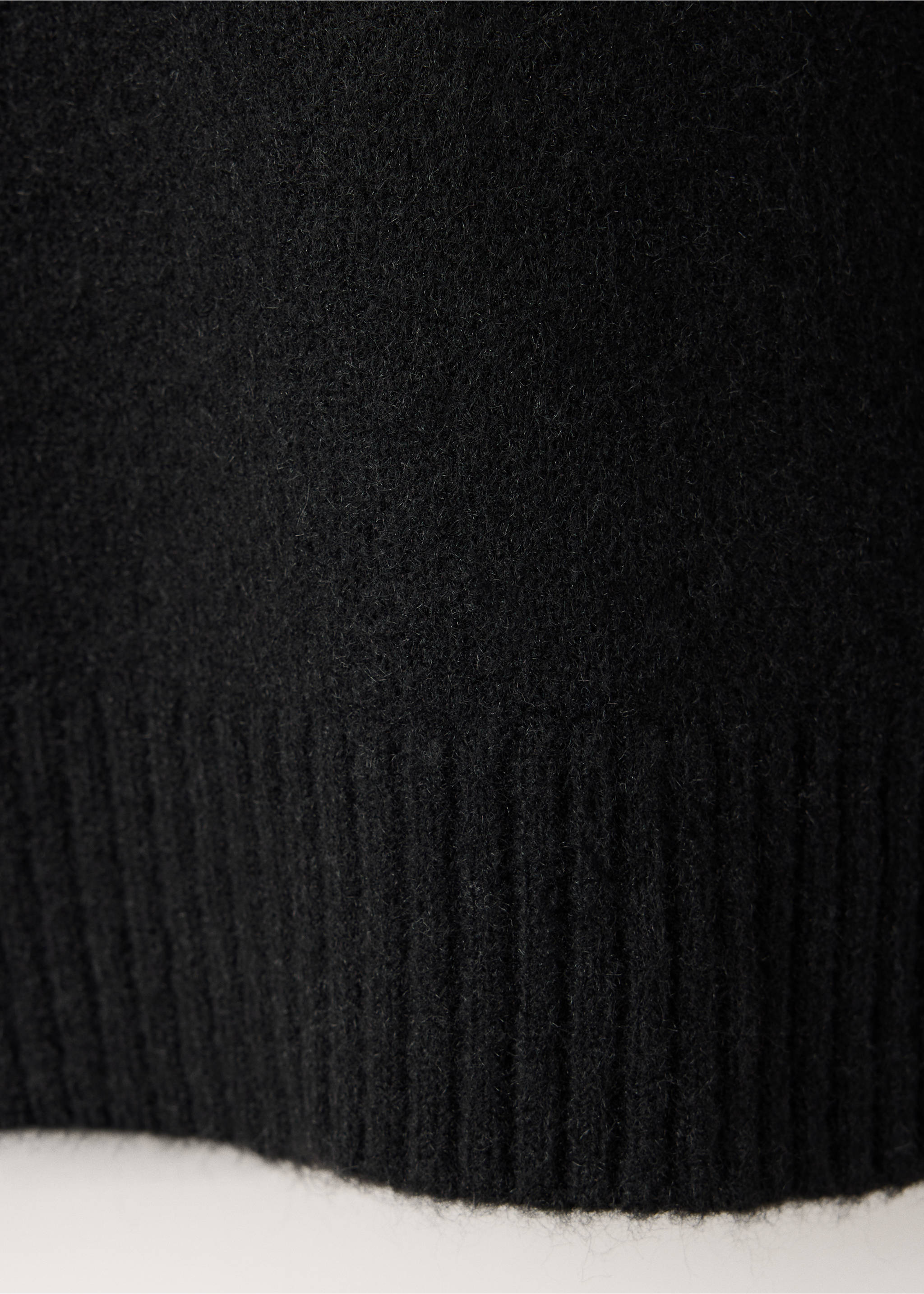 Jersey pyjama jumper with V-neck - Details of the article 0, Black. Ref: 37021442-00.