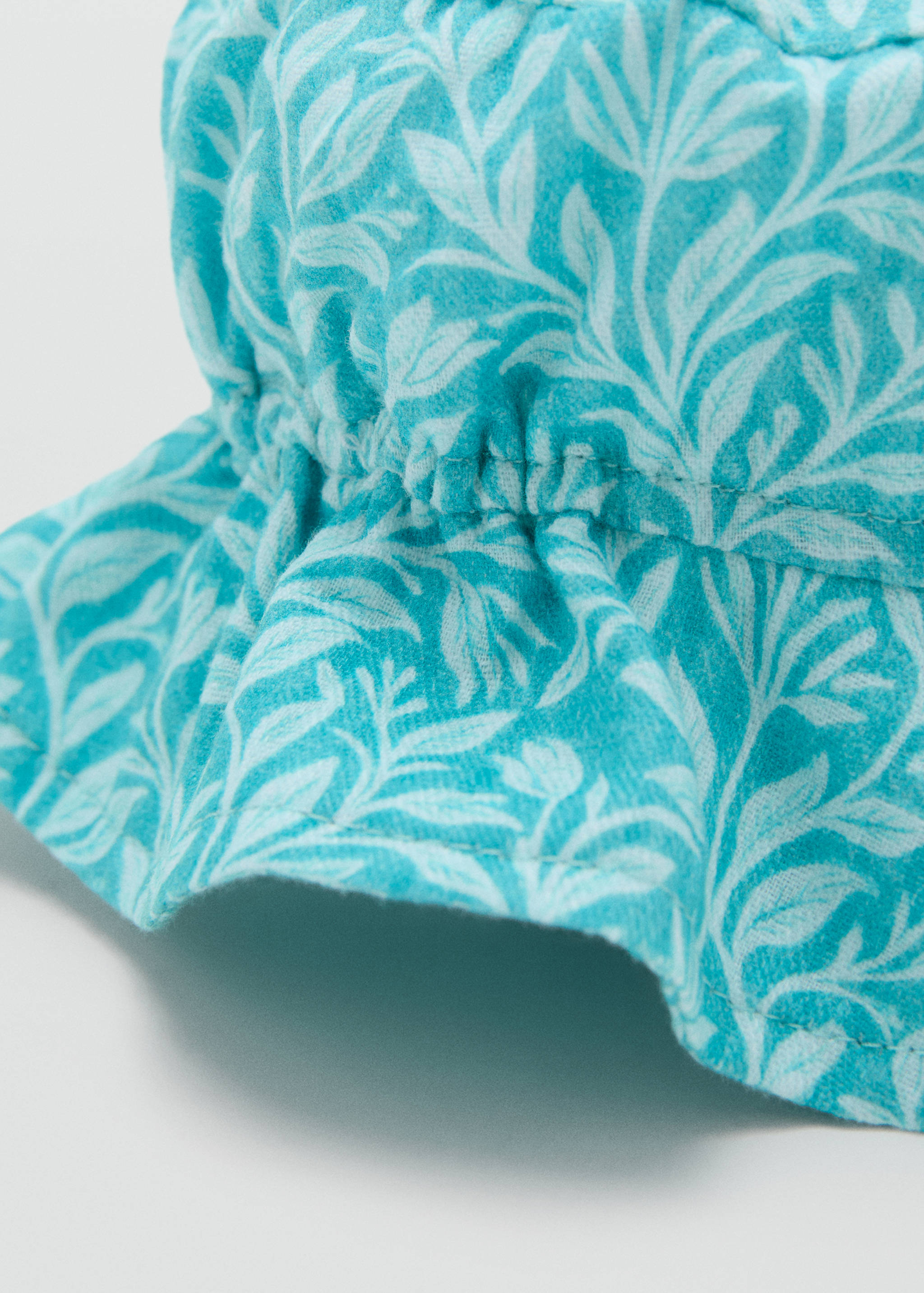 Gorro bucket estampado - Plano medio