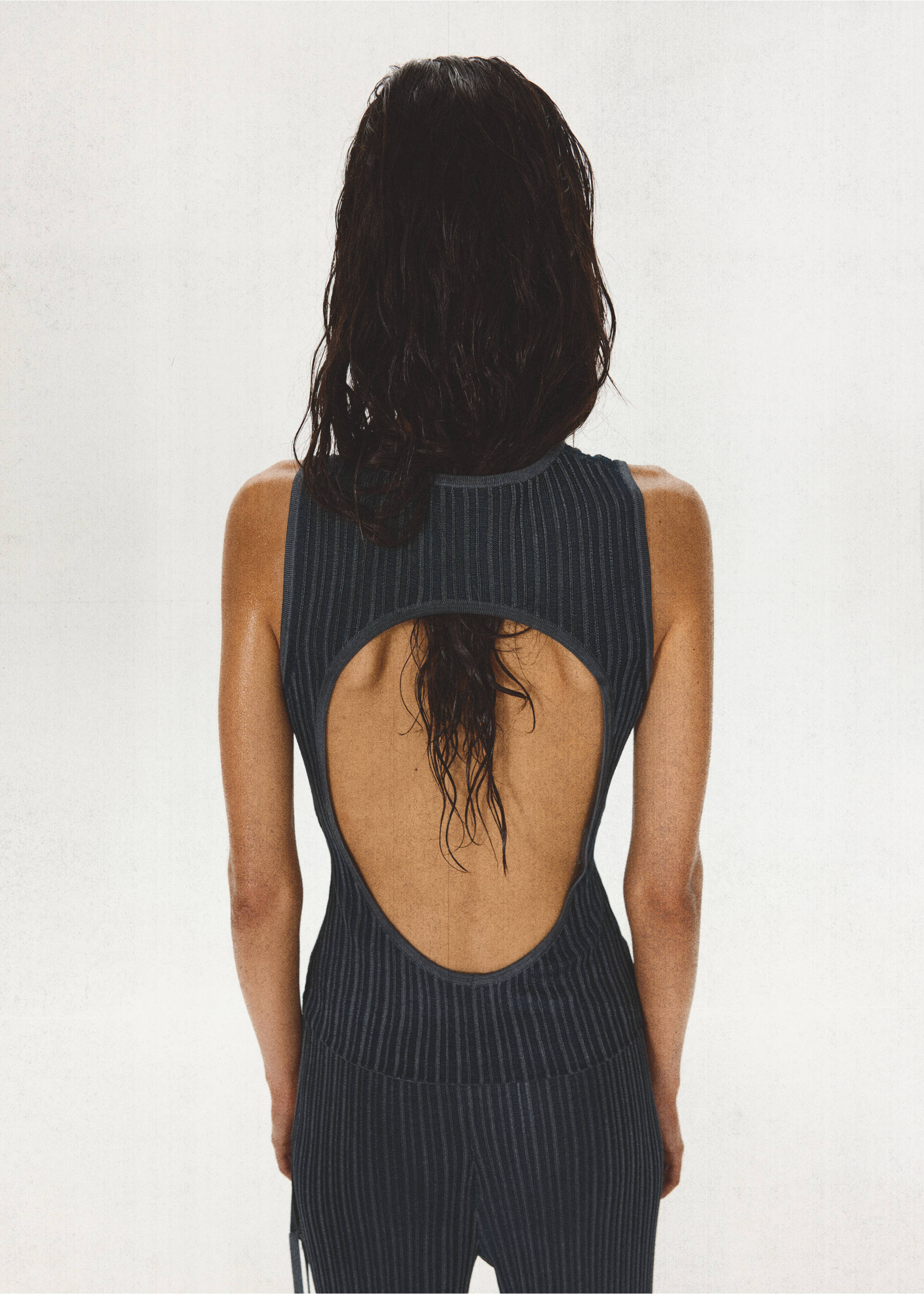 Open-back ribbed top - Reverse of the article, Dark Blue. Ref: 37021447-00.