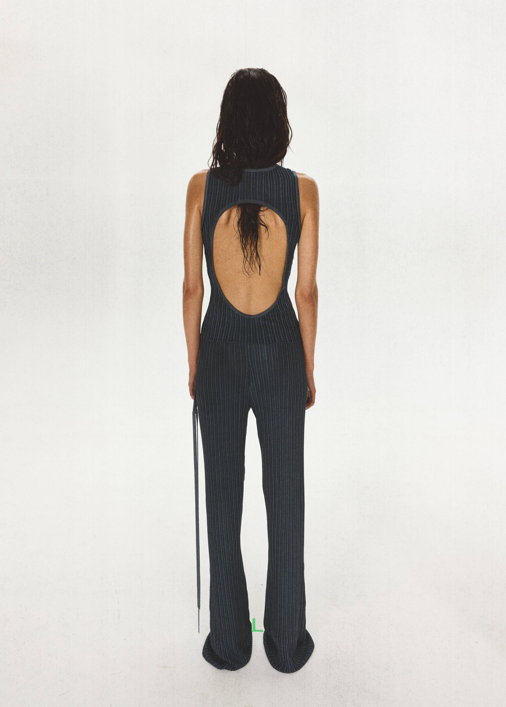 Open-back ribbed top - Details of the article 1
