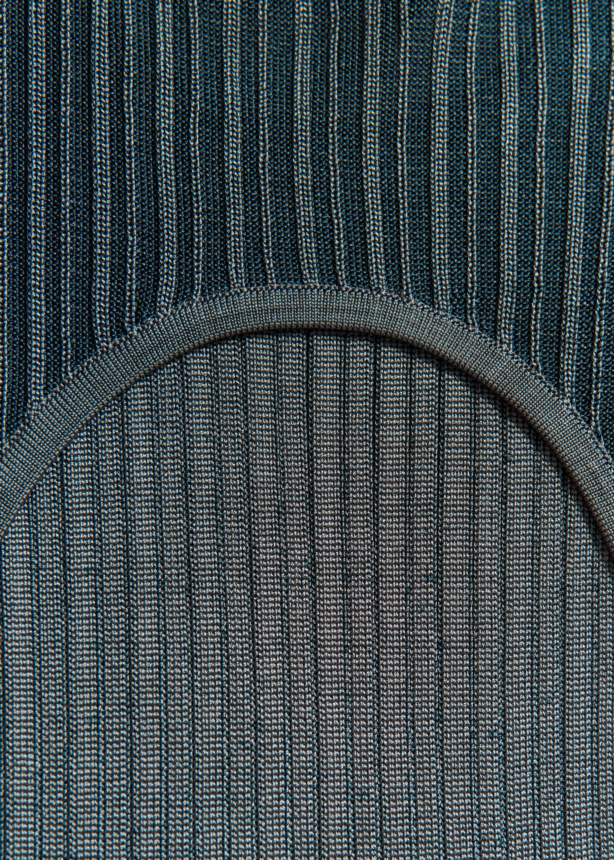 Open-back ribbed top - Details of the article 8