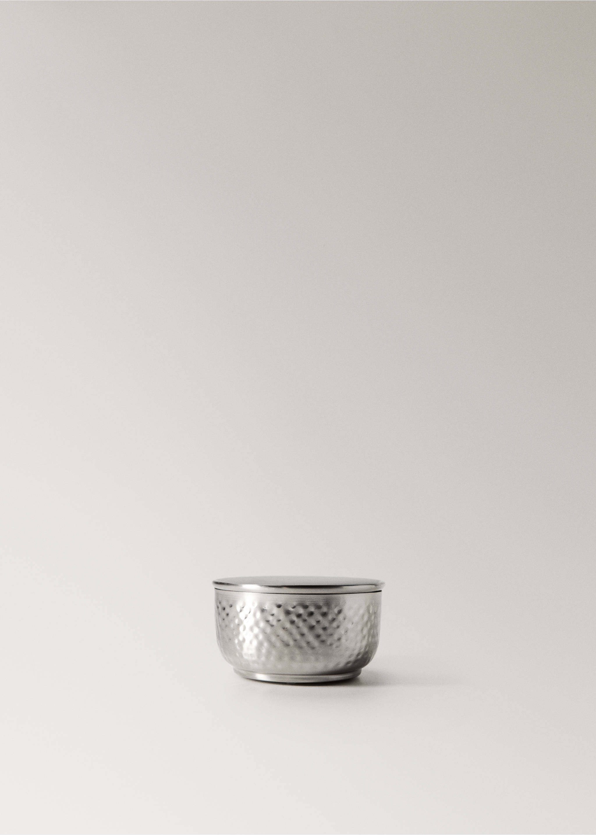 Large large hammered wooden box - Article without model, Silver. Ref: 37021449-00.