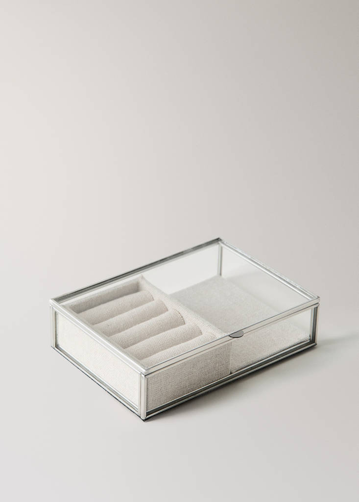 Small glass jewellery box — Ecru