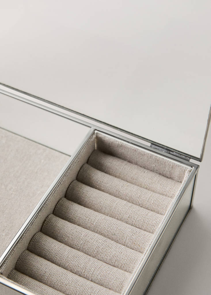 Medium glass jewellery box — Ecru