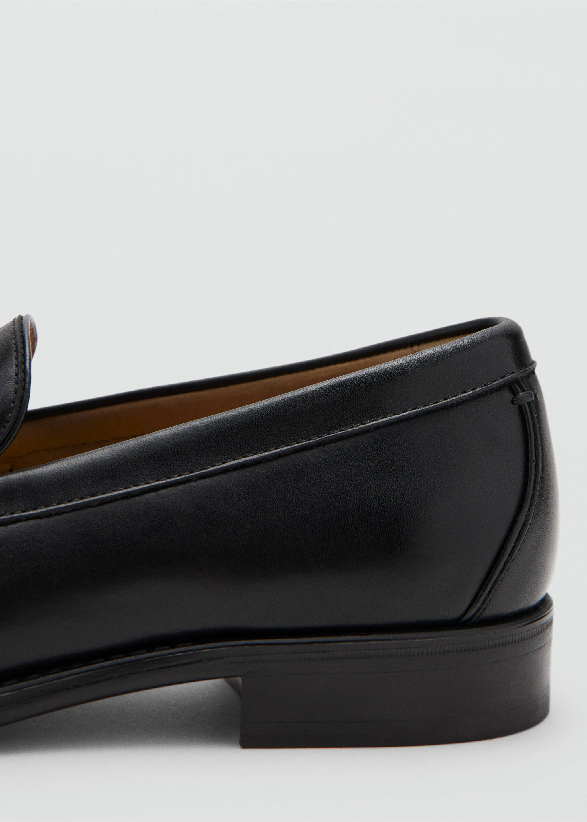 Leather penny loafers - Details of the article 1, Black. Ref: 37021463-00.