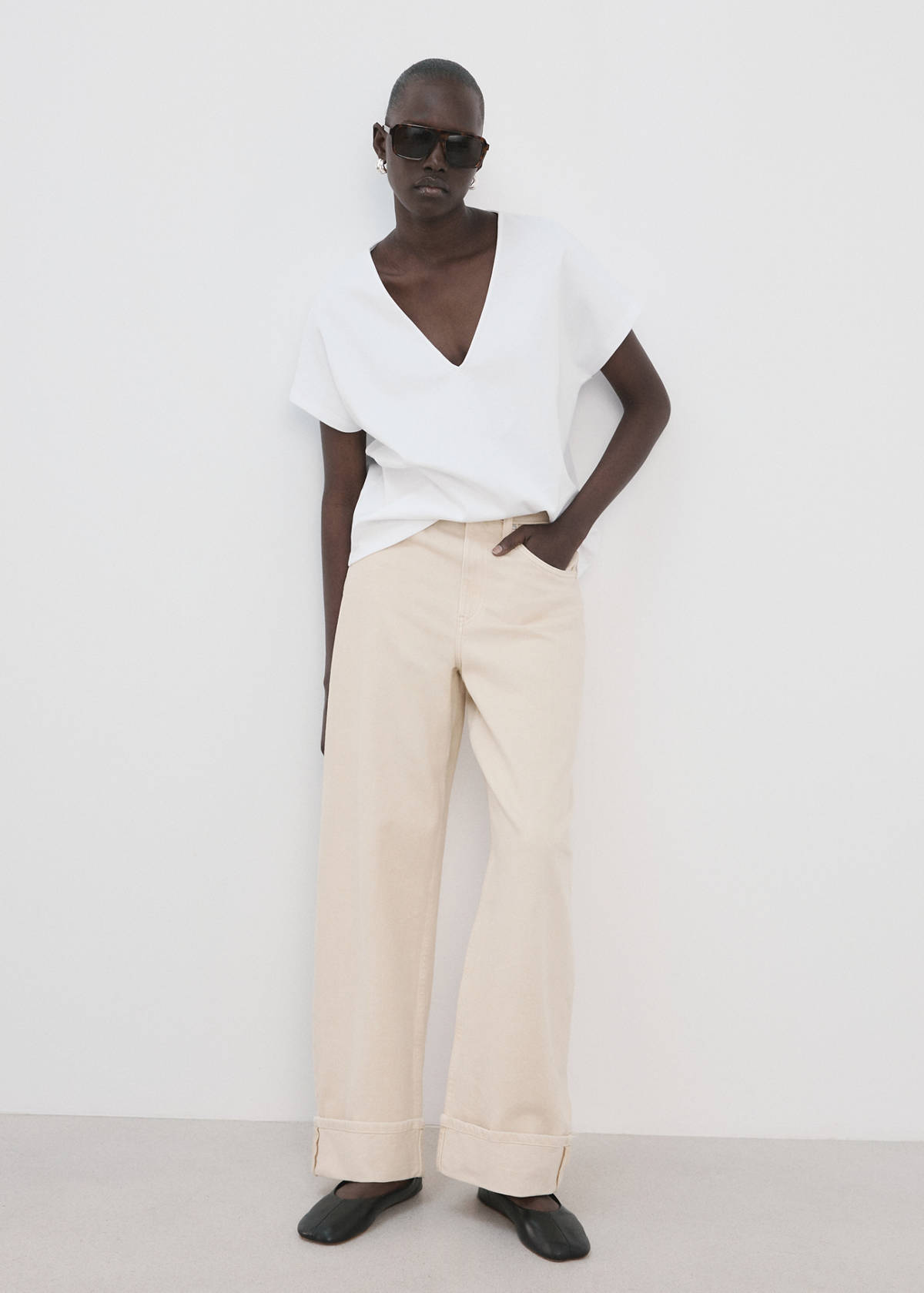 V-neck cotton T-shirt — White