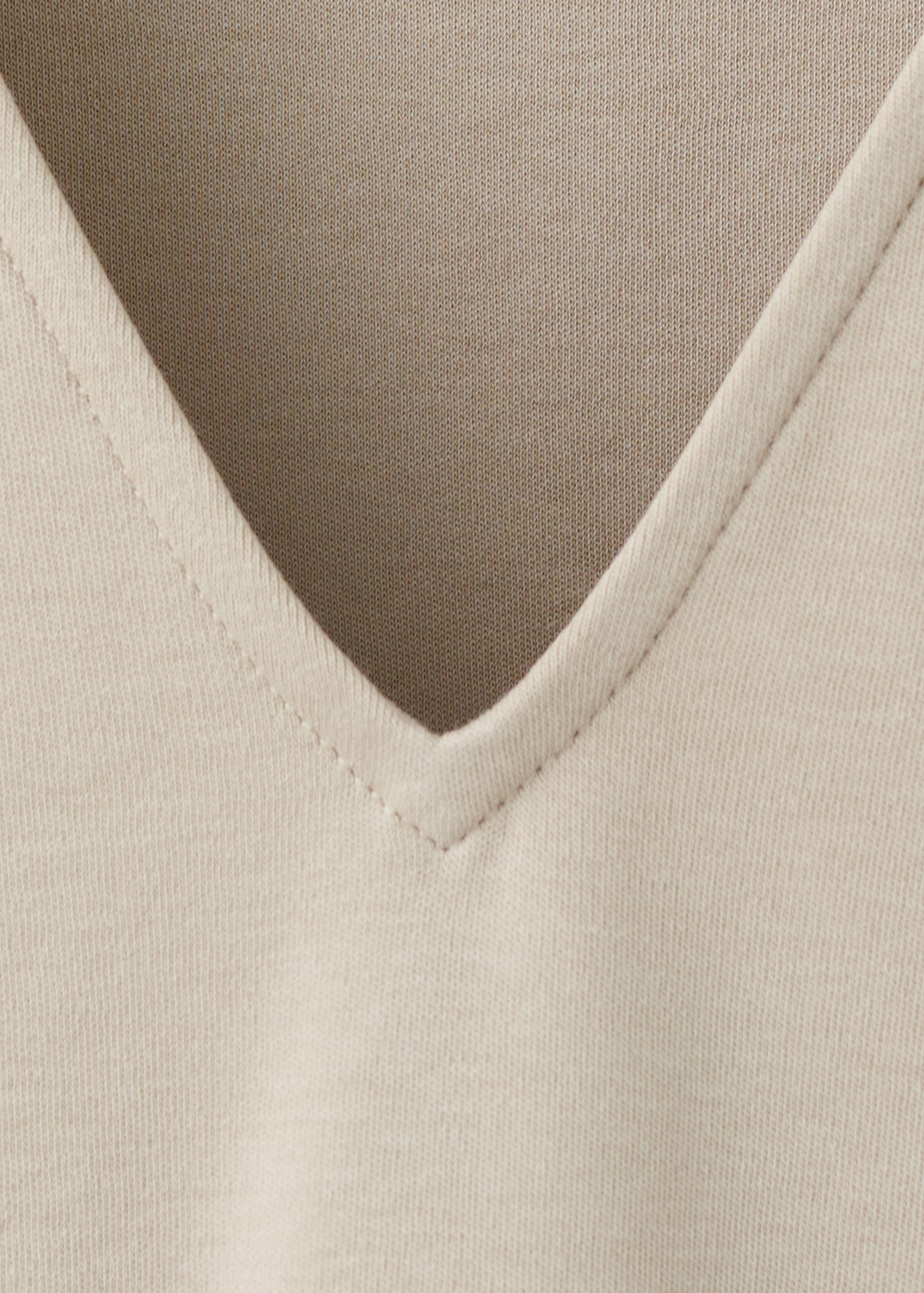 V-neck cotton T-shirt - Details of the article 8