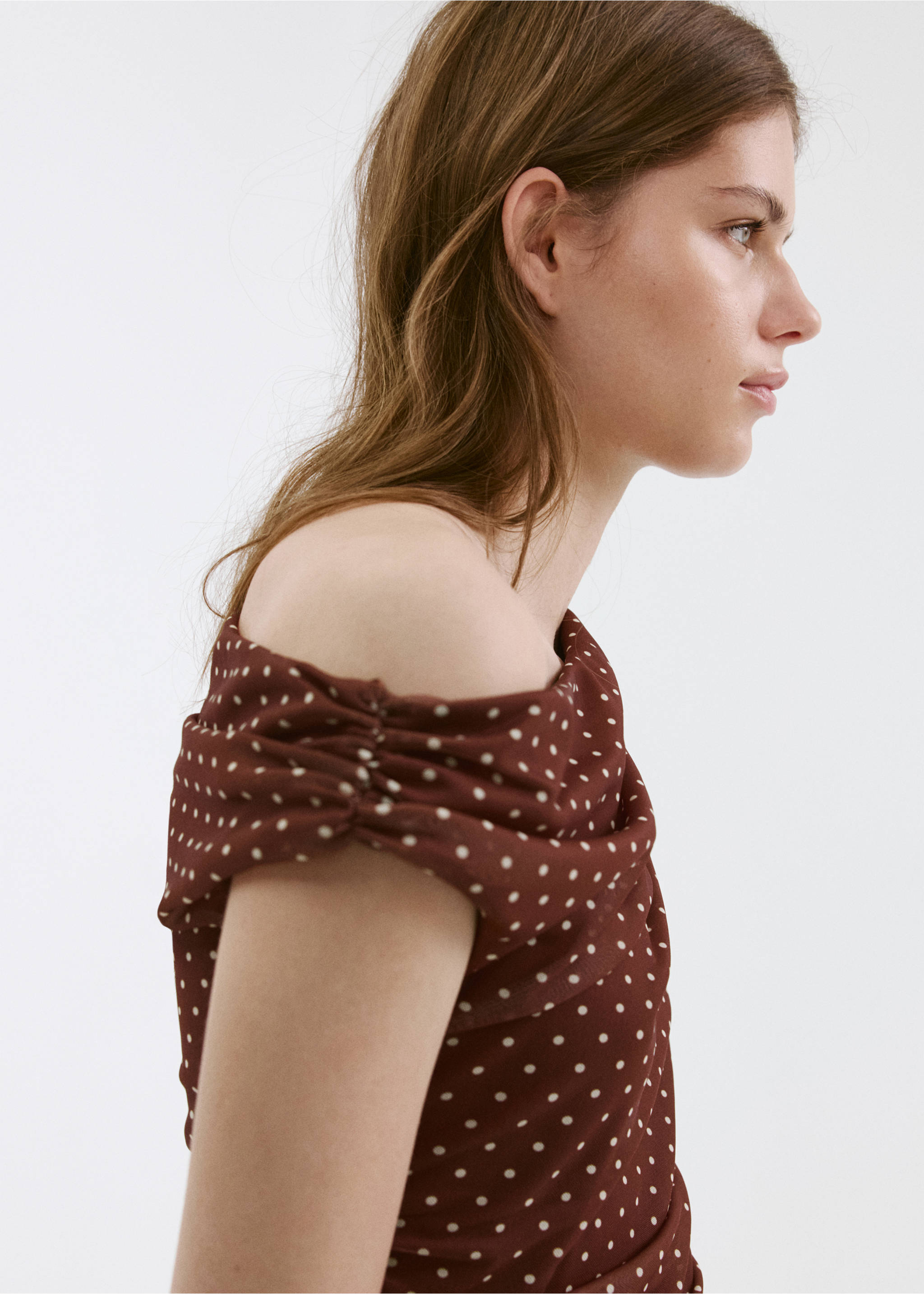 Fitted polka dot midi dress - Details of the article 1, Brown. Ref: 37021473-00.