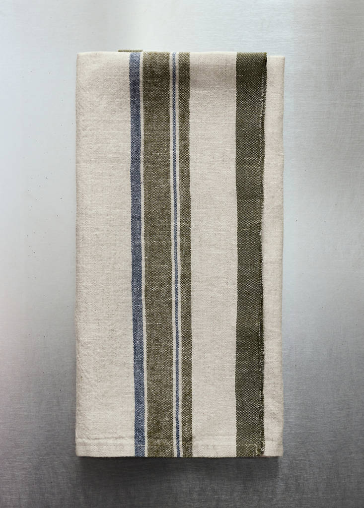 Linen tea towel with contrast stripe — Green