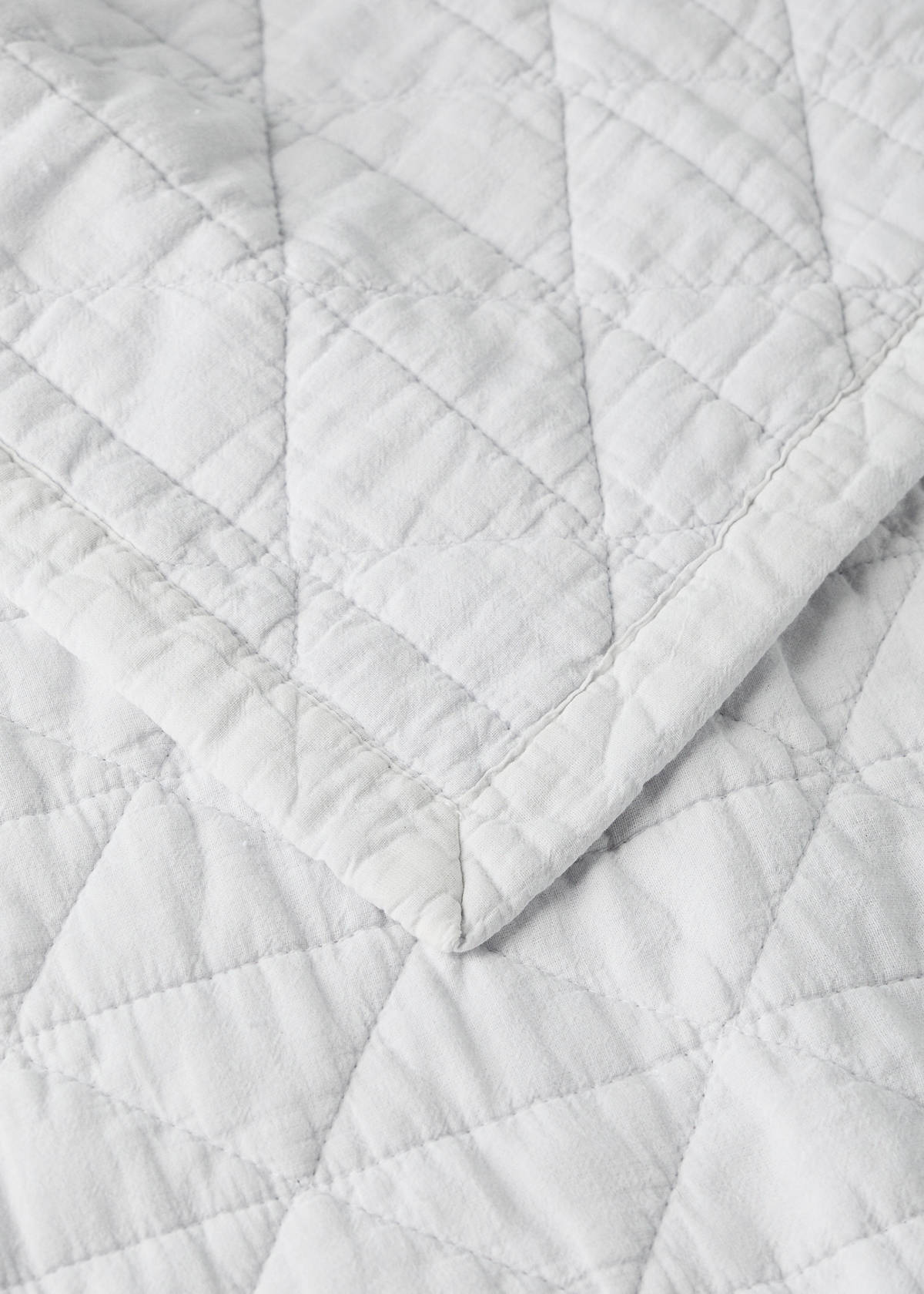 Tagesdecke aus 100 % Baumwolle mit Rautenmuster für 90-cm-Bett — Grau