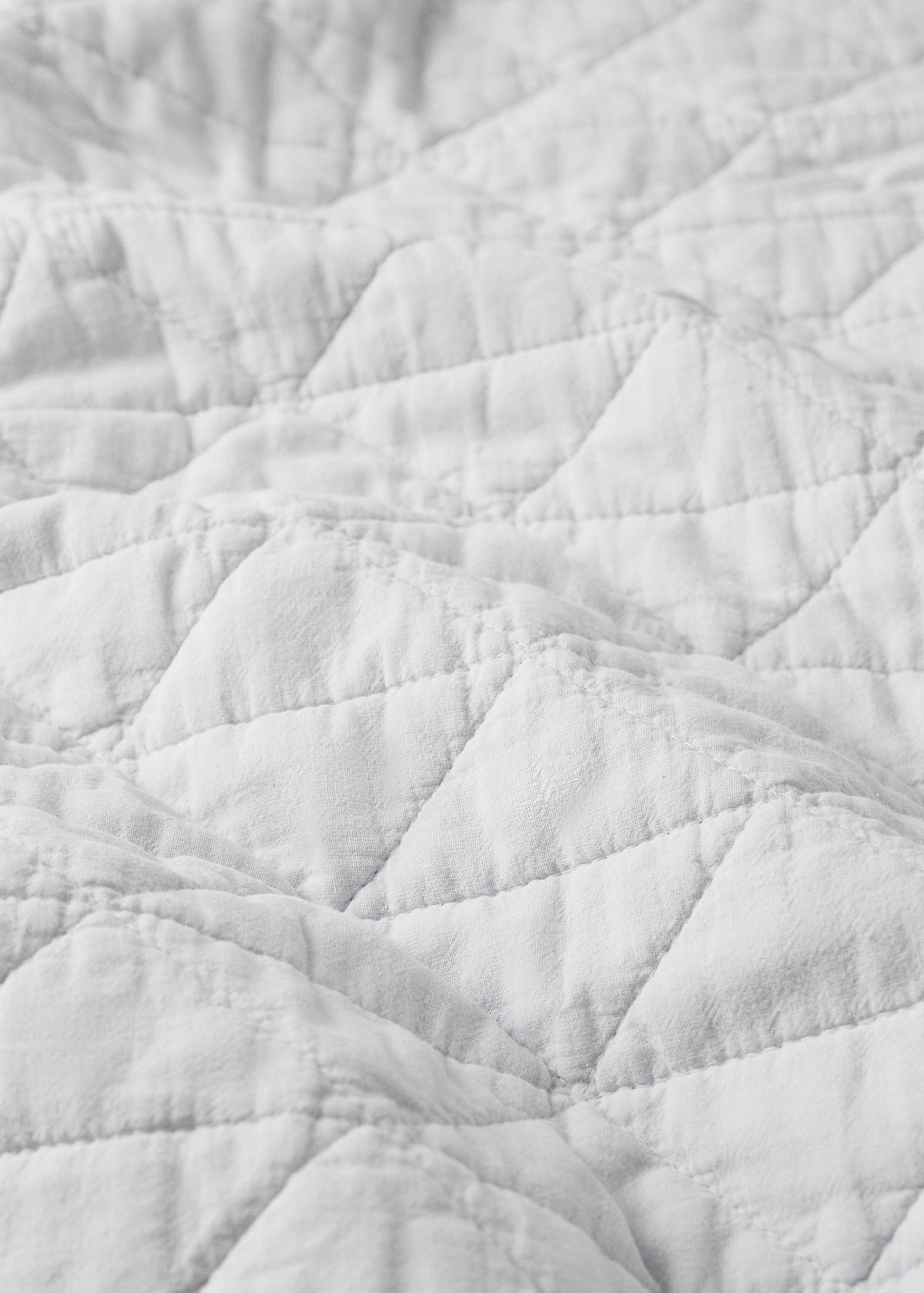 Tagesdecke aus 100 % Baumwolle mit Rautenmuster für 90-cm-Bett — Grau
