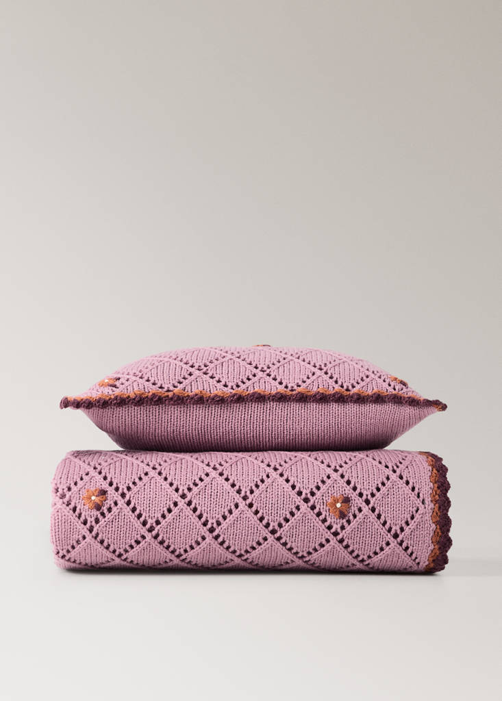 Floral knitted wool-blend blanket — Light/Pastel Purple