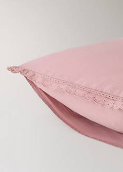 Two pillowcases with lace detail 60x60 cm — Light/Pastel Purple 2