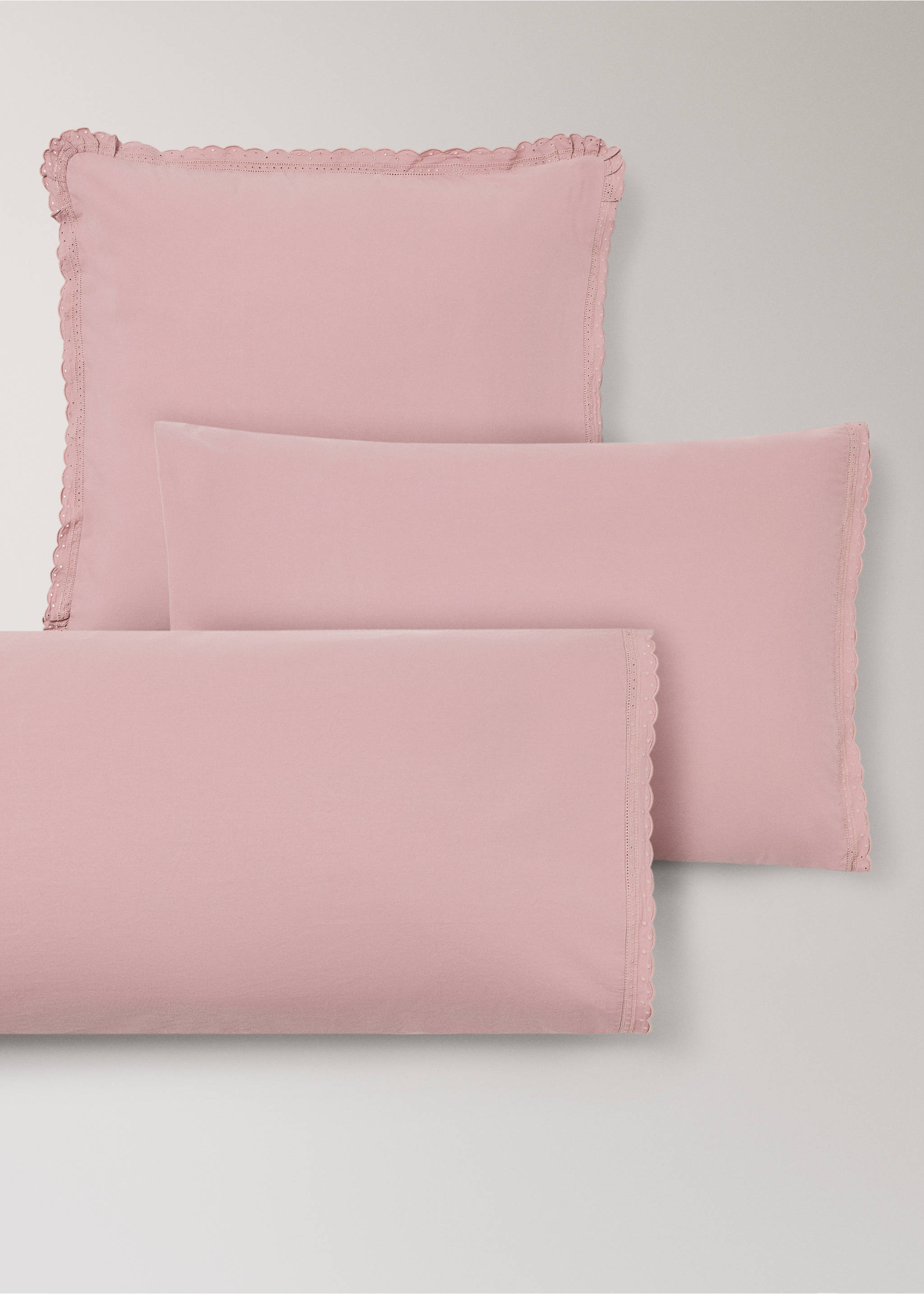 Dues fundes coixinera detall punta 60x60 cm - Detall de l'article 3, Morat clar/pastel. Ref: 37021492-00.