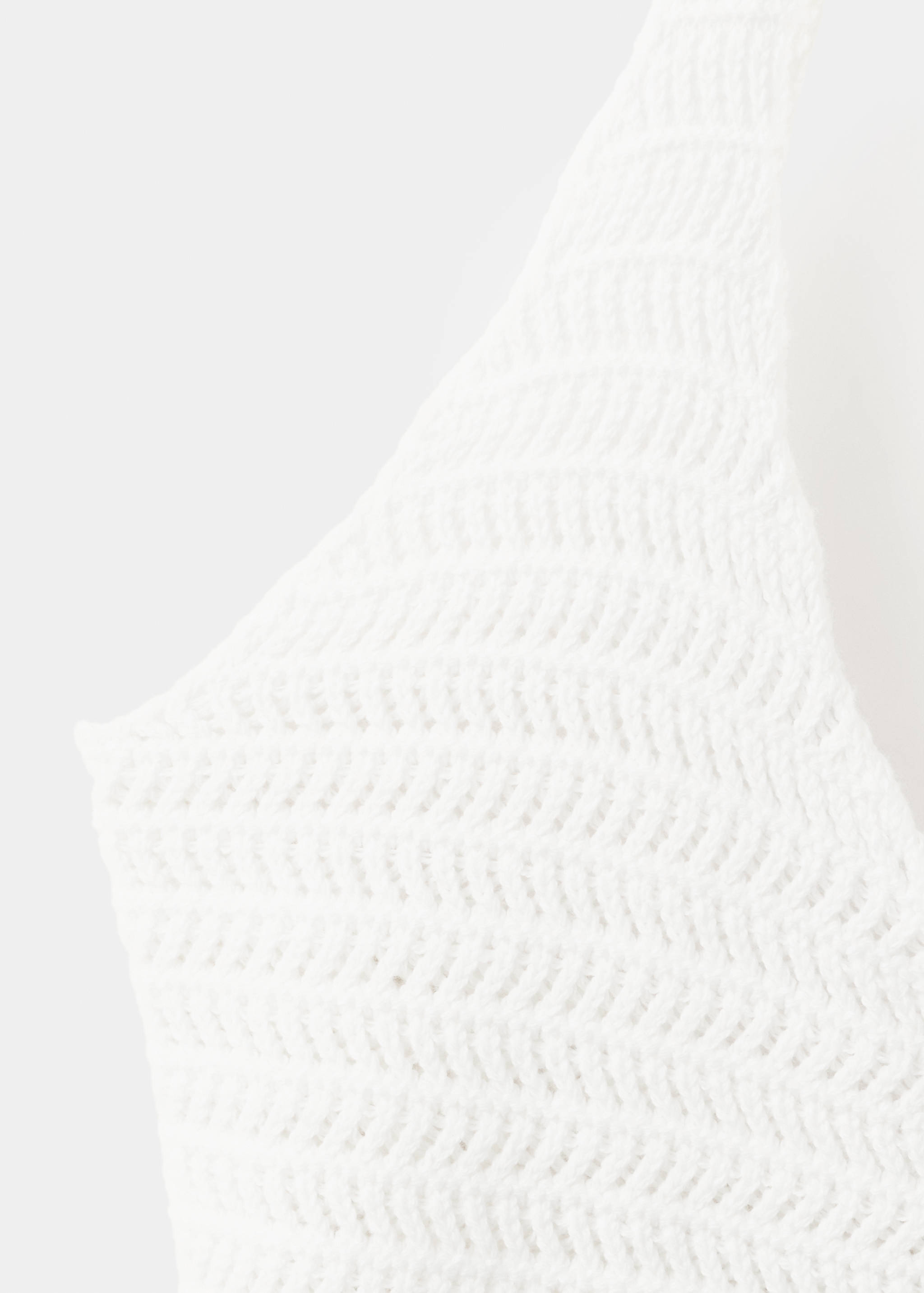 Haut dos nu avec détail de perles - Détail de l'article 8
