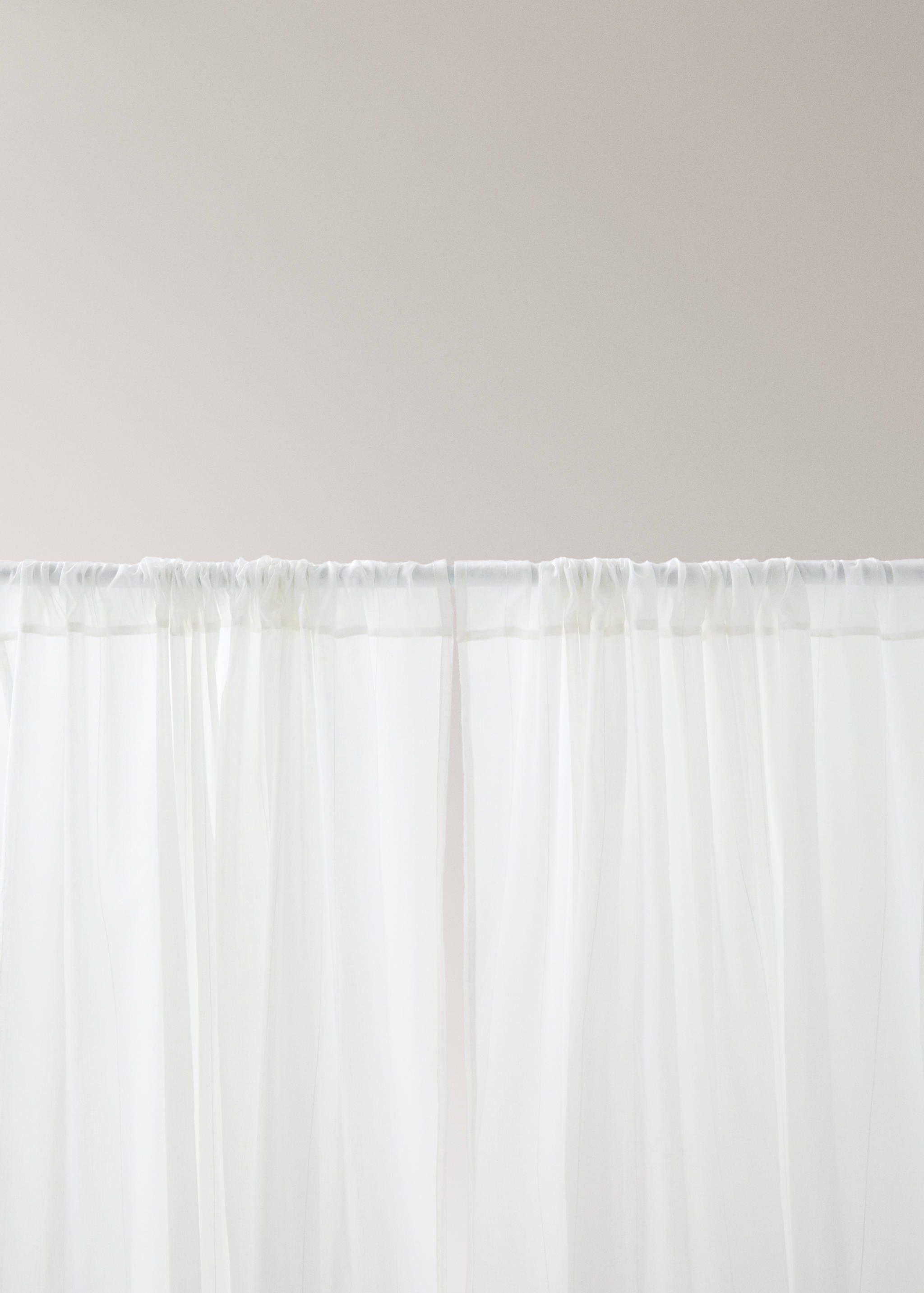 Cotton voile curtain with striped texture and low transparency - Details of the article 2