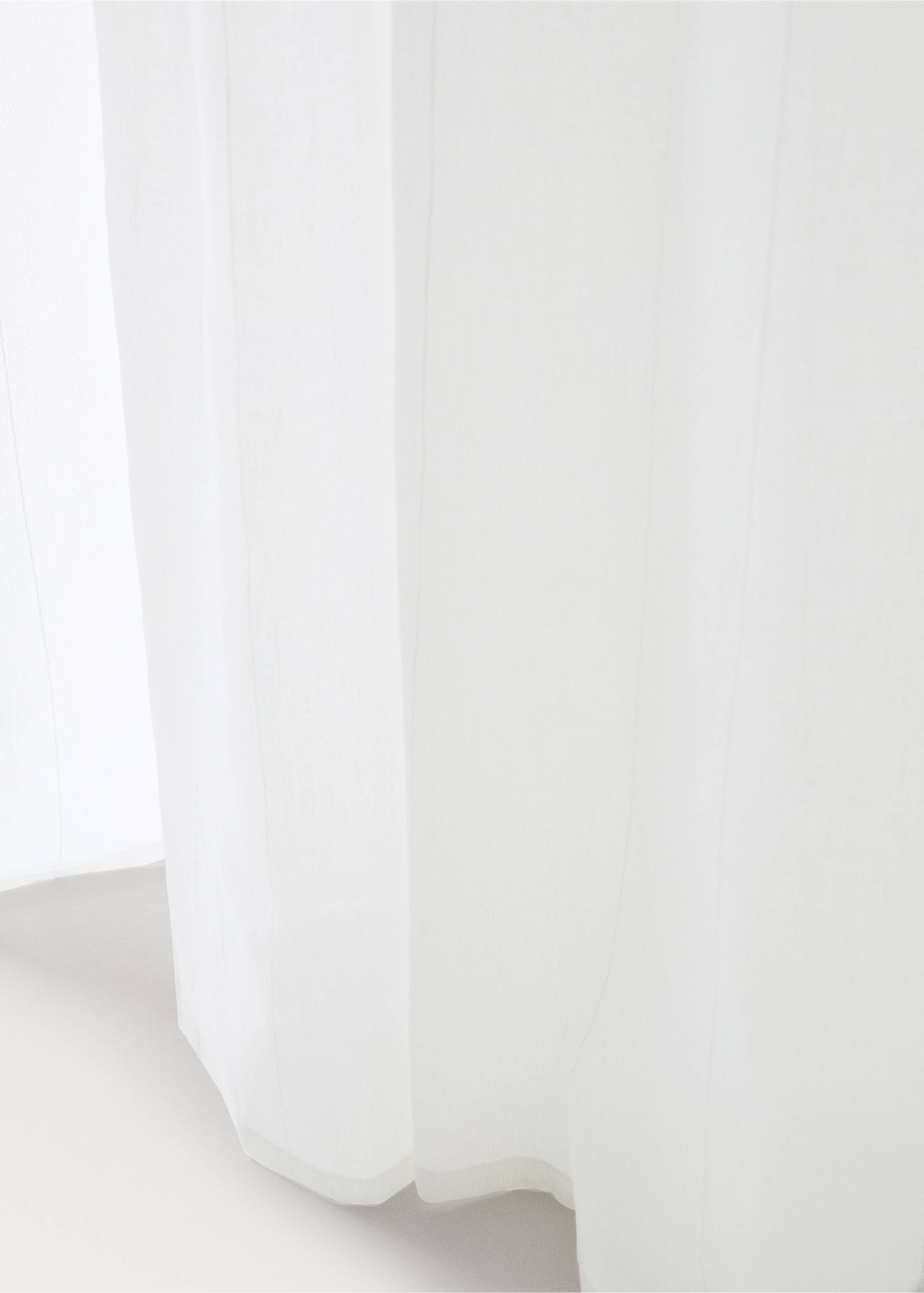Cotton voile curtain with striped texture and low transparency - Details of the article 3, Off White. Ref: 37021517-00.