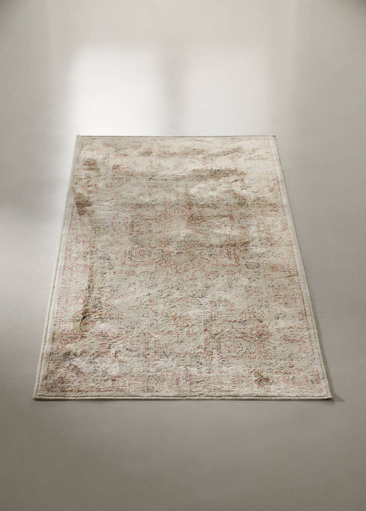 Small aged-effect rug — Beige