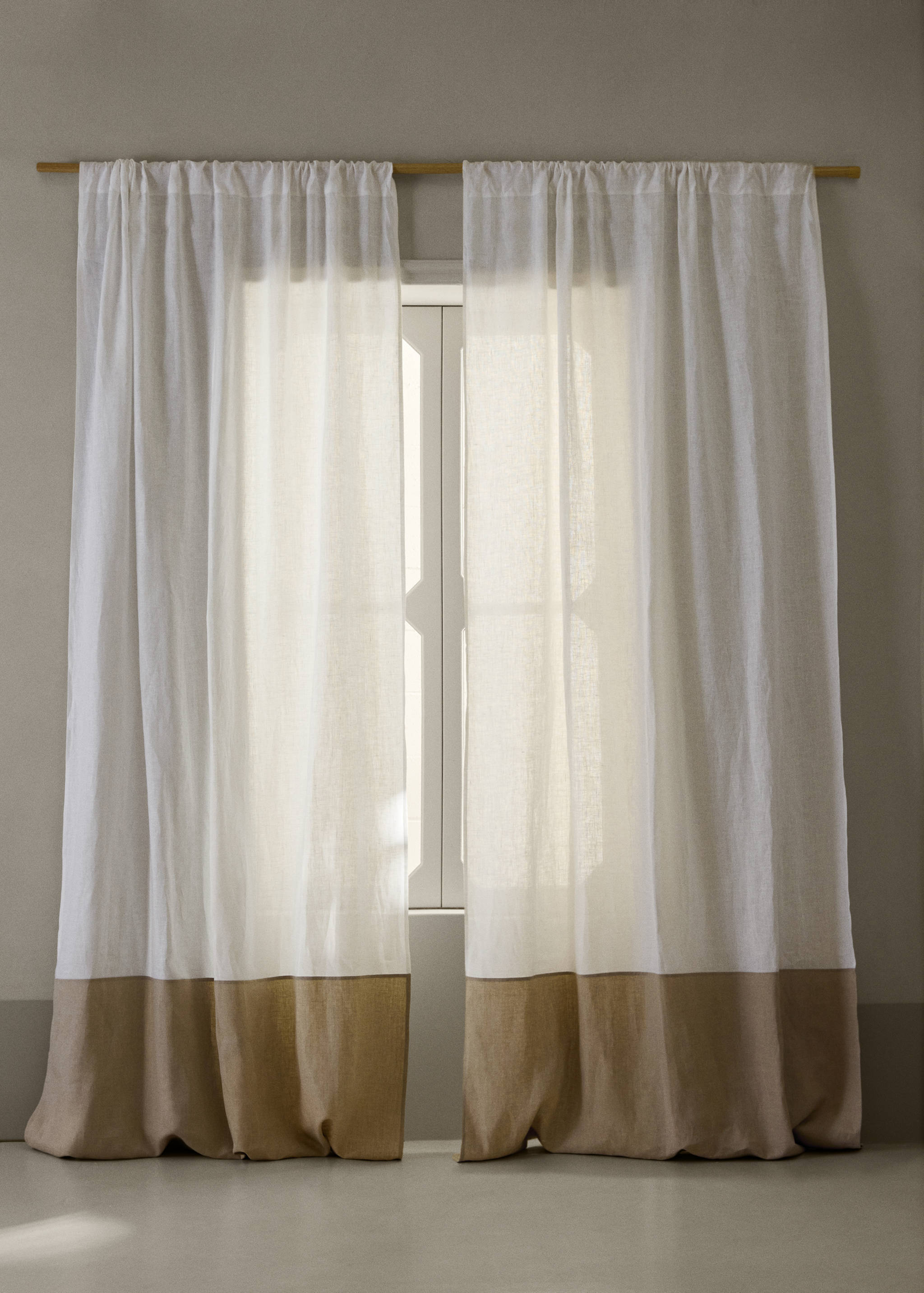 Two-tone 100% linen curtain - General plane