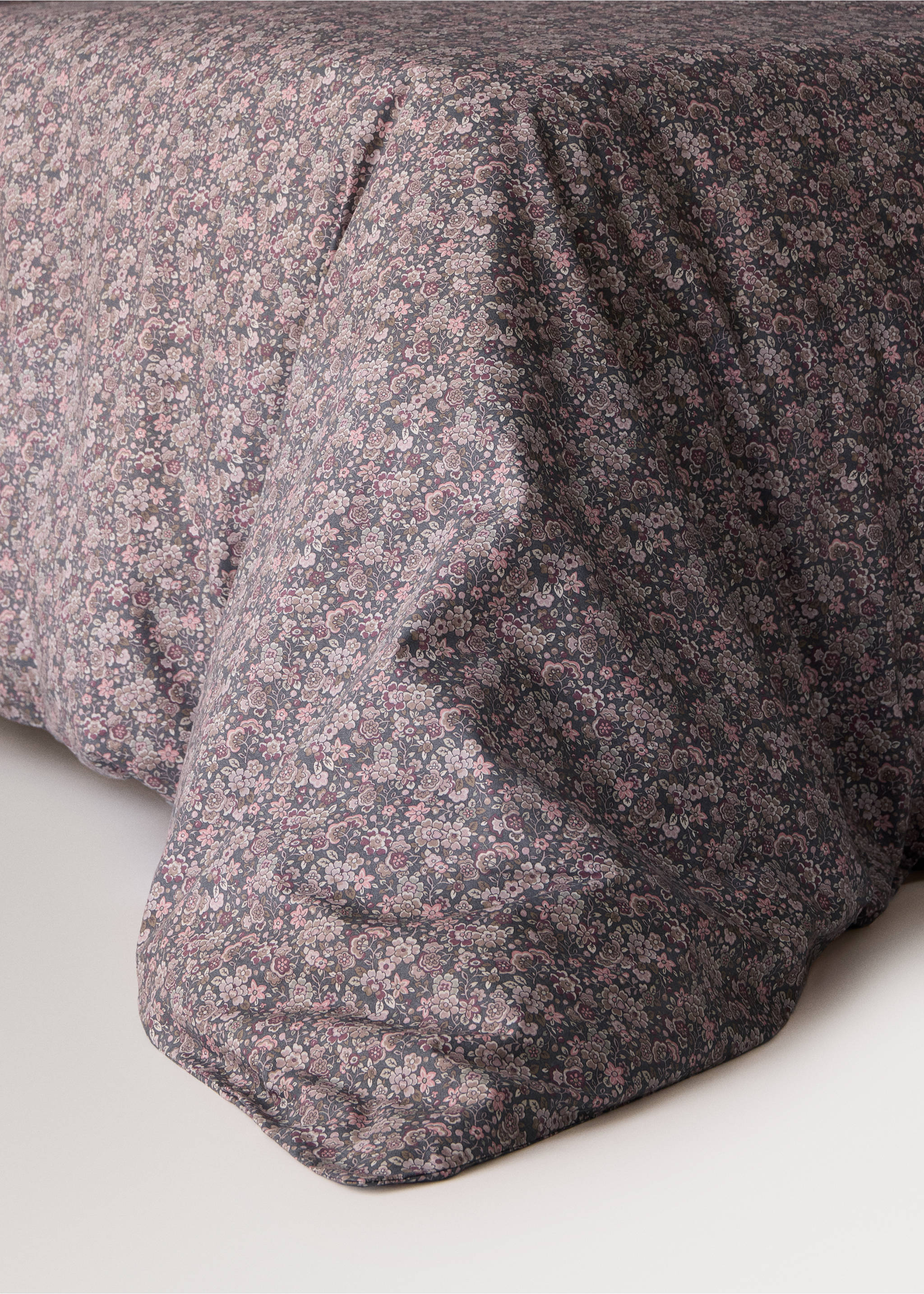 100% cotton floral duvet cover for 90 cm bed - Details of the article 8, Plum. Ref: 37021531-00.