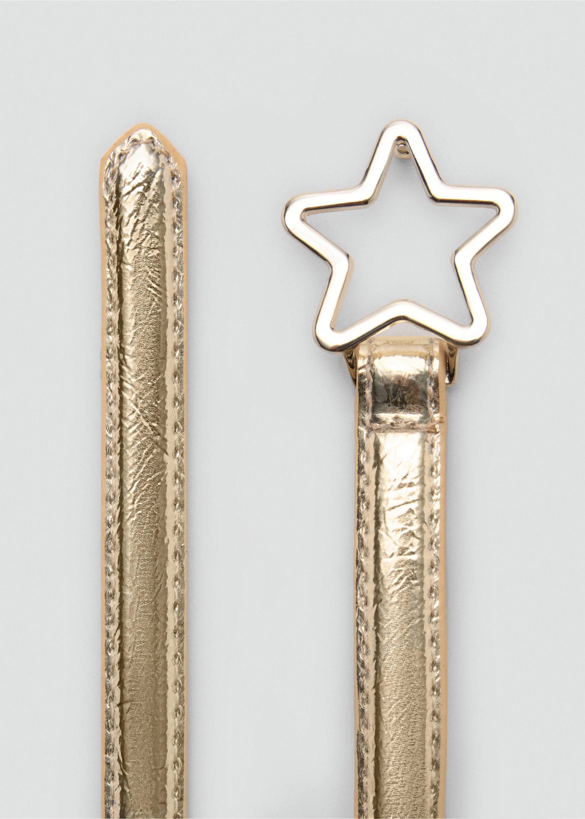 Gürtel mit Sternschnalle - Detail des Artikels 1, Gold. Ref: 37022011-00.