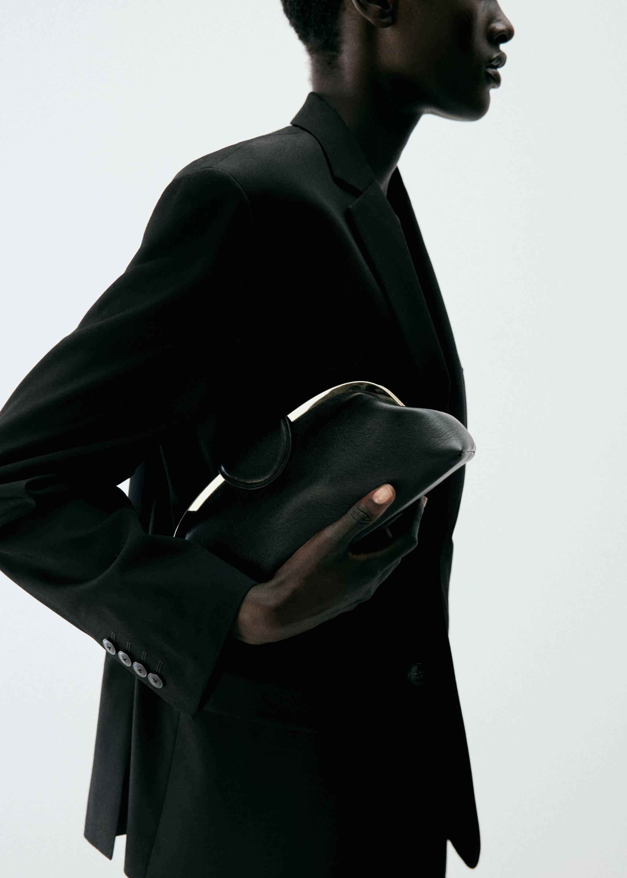 Small clutch bag with metallic details - Details of the article 9