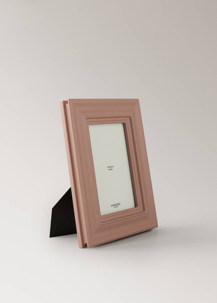 Medium wooden photo frame — Pink
