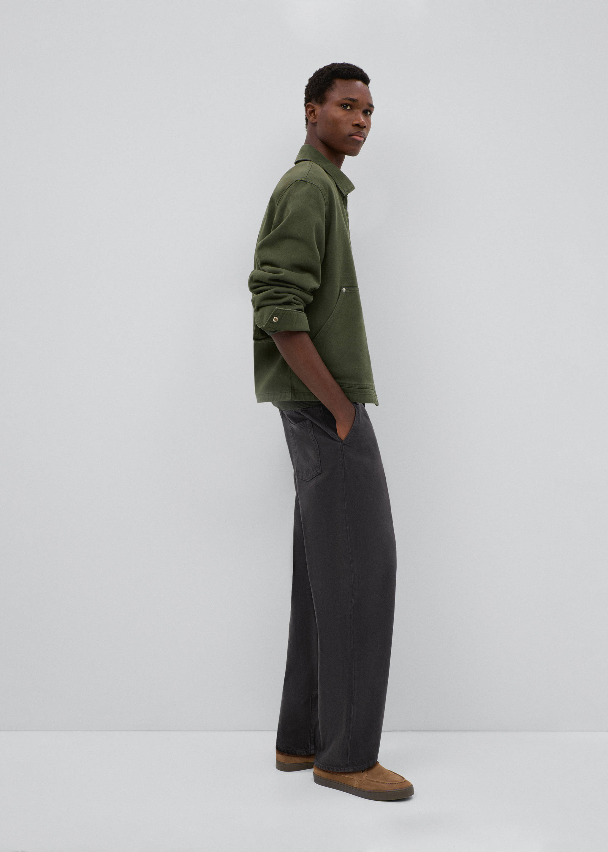 Relaxed fit jeans - Details of the article 1, Charcoal. Ref: 37022545-00.