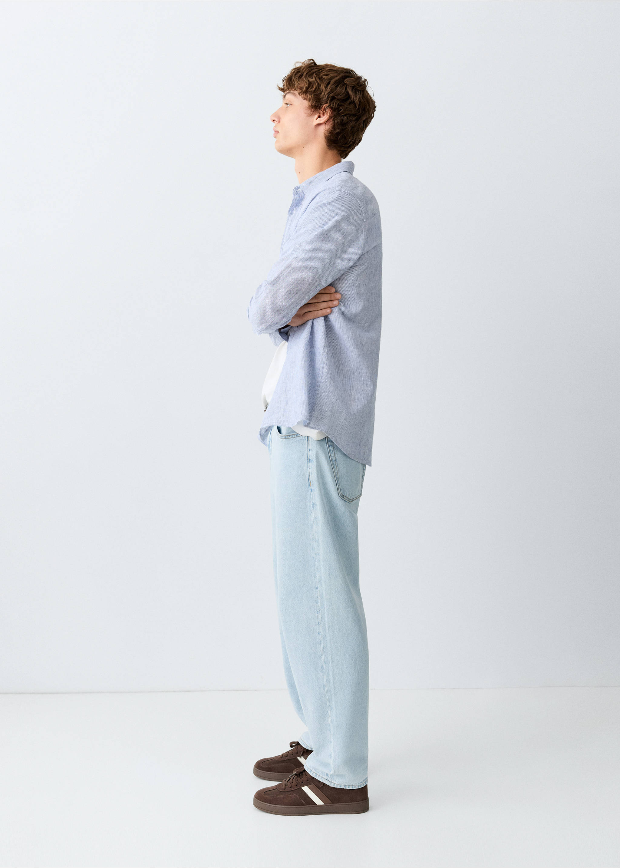 Relaxed fit jeans - Details of the article 1, Light Blue. Ref: 37022547-00.