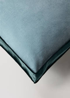 Two-tone velvet cushion cover 40 x 60 cm — Petrol Blue 2