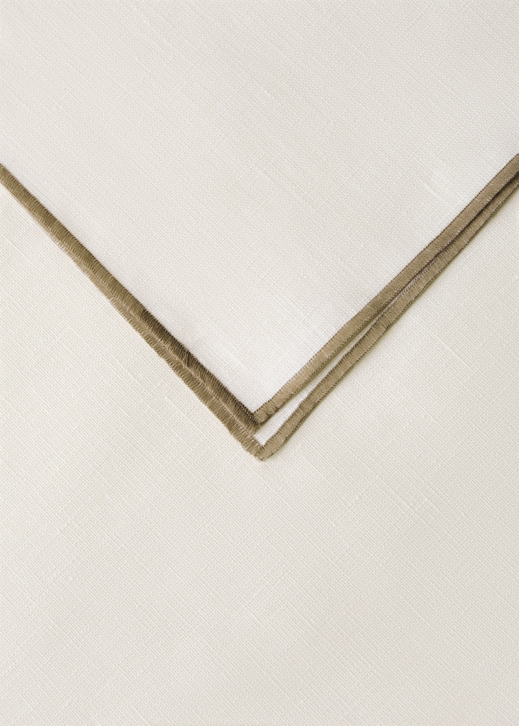 Resin-coated linen tablecloth with contrast overlock for 2 to 4 diners - Details of the article 1
