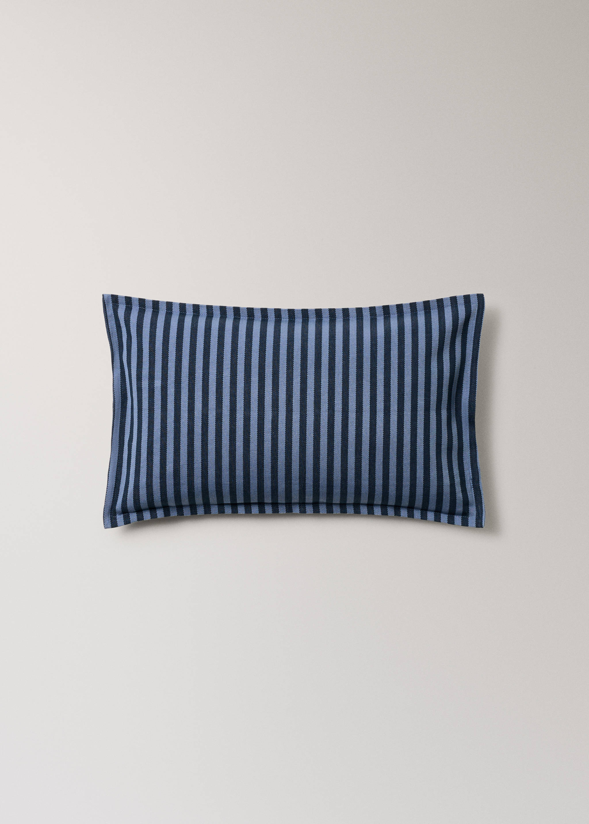 Kuddfodral i bomull med randigt mönster 30 x 50 cm - Artikel utan modell