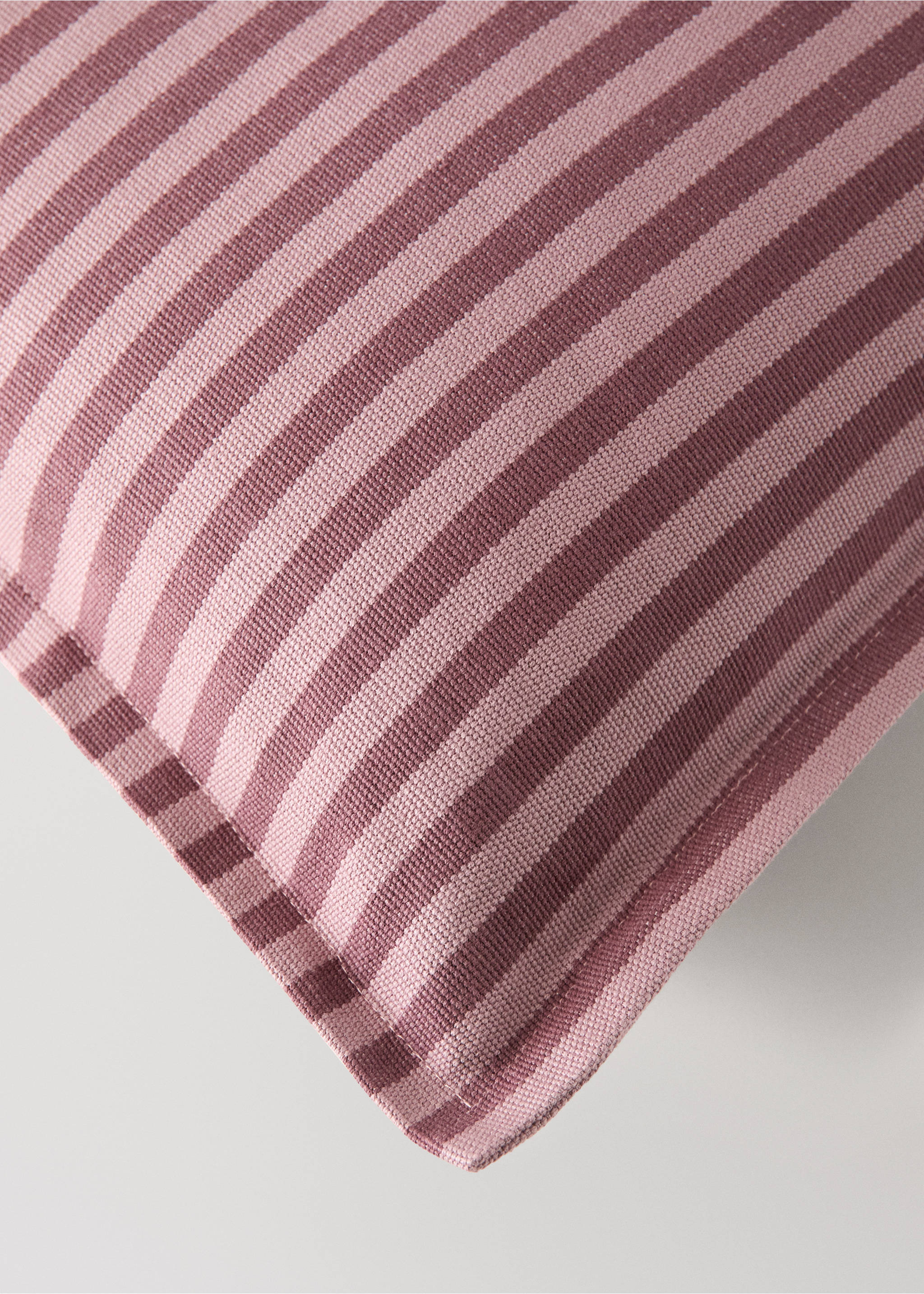Cotton stripe cushion cover 50x50cm - Details of the article 1, Dark Red. Ref: 37022560-00.